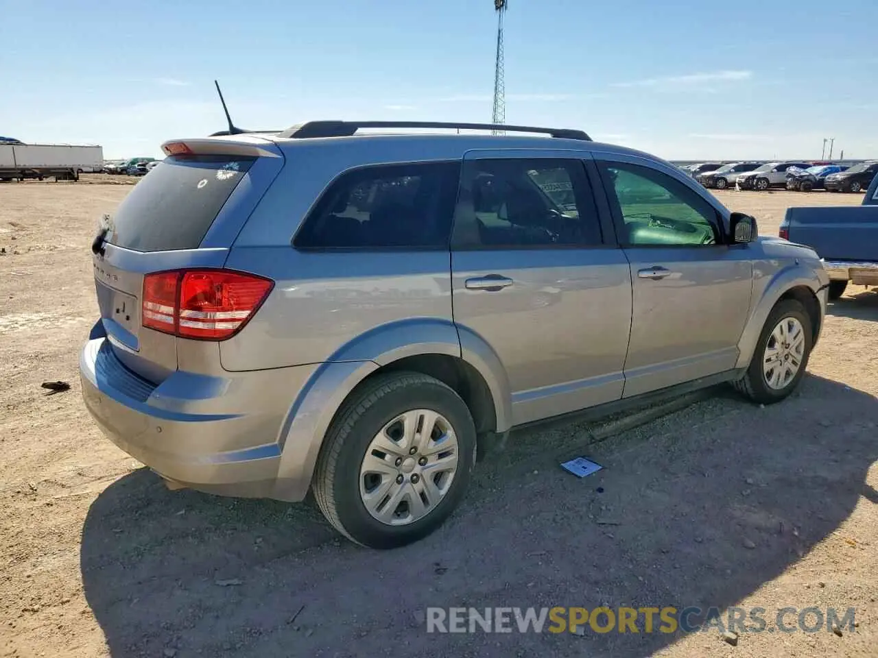 3 fotografías del automóvil dañado 3C4PDCAB0LT274875 DODGE JOURNEY 2020