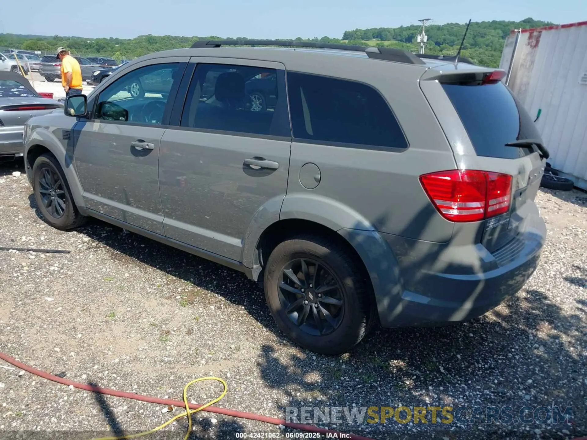 3 fotografías del automóvil dañado 3C4PDCAB1LT202468 DODGE JOURNEY 2020
