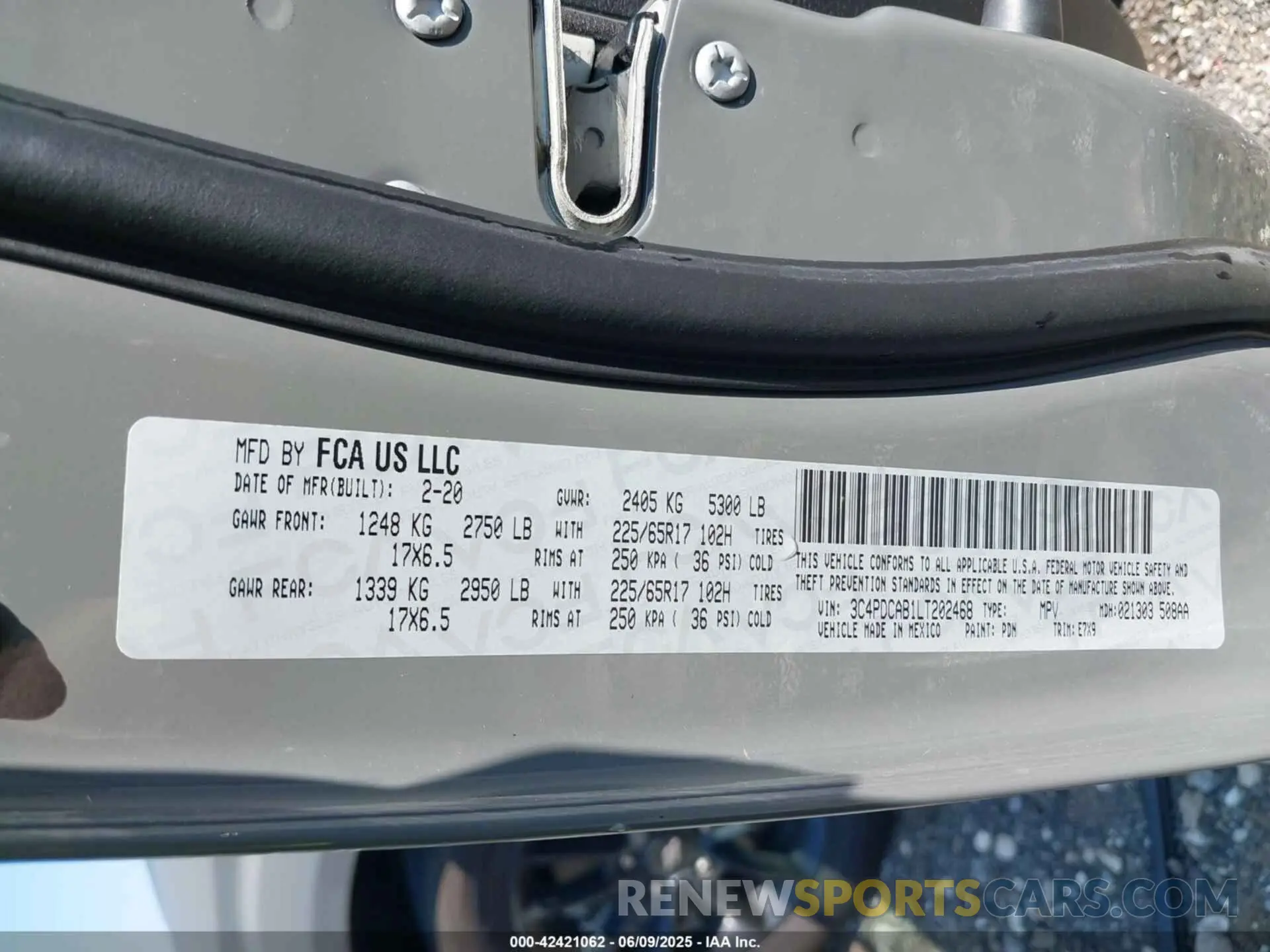 9 fotografías del automóvil dañado 3C4PDCAB1LT202468 DODGE JOURNEY 2020