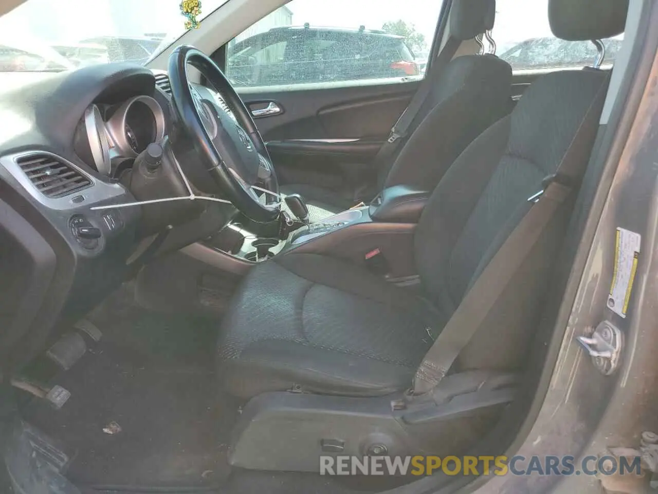 7 fotografías del automóvil dañado 3C4PDCAB1LT274125 DODGE JOURNEY 2020