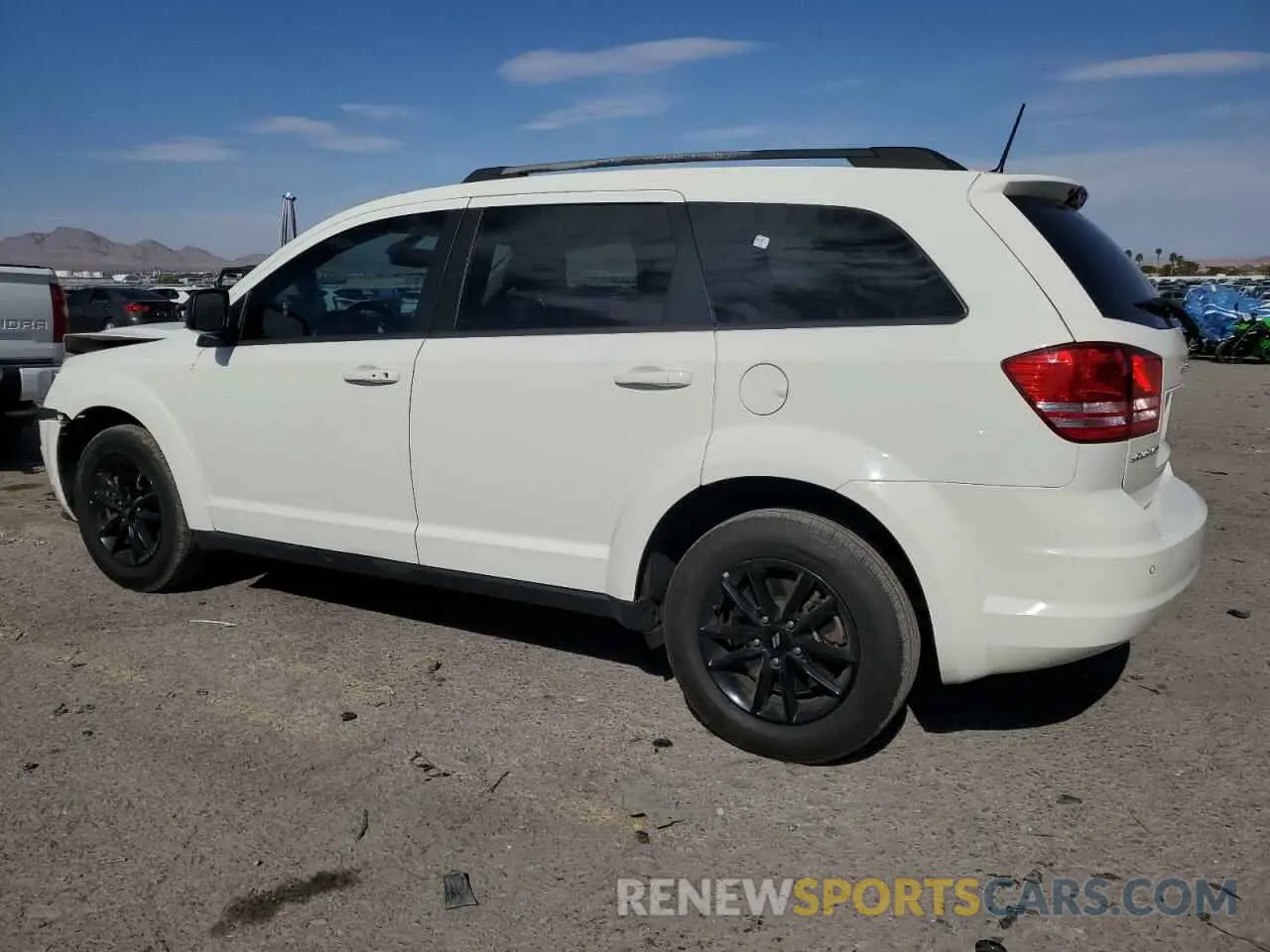2 fotografías del automóvil dañado 3C4PDCAB2LT271931 DODGE JOURNEY 2020