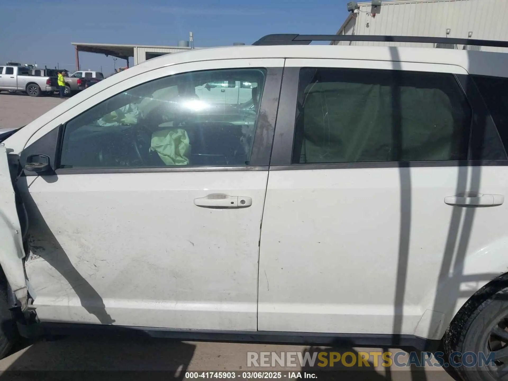 14 fotografías del automóvil dañado 3C4PDCAB2LT275347 DODGE JOURNEY 2020