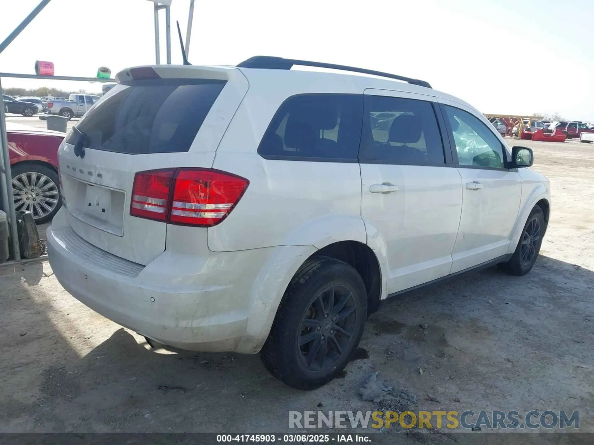 4 fotografías del automóvil dañado 3C4PDCAB2LT275347 DODGE JOURNEY 2020