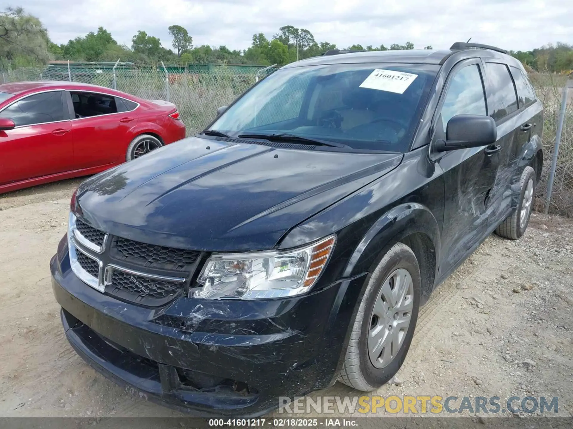 2 fotografías del automóvil dañado 3C4PDCAB4LT226263 DODGE JOURNEY 2020
