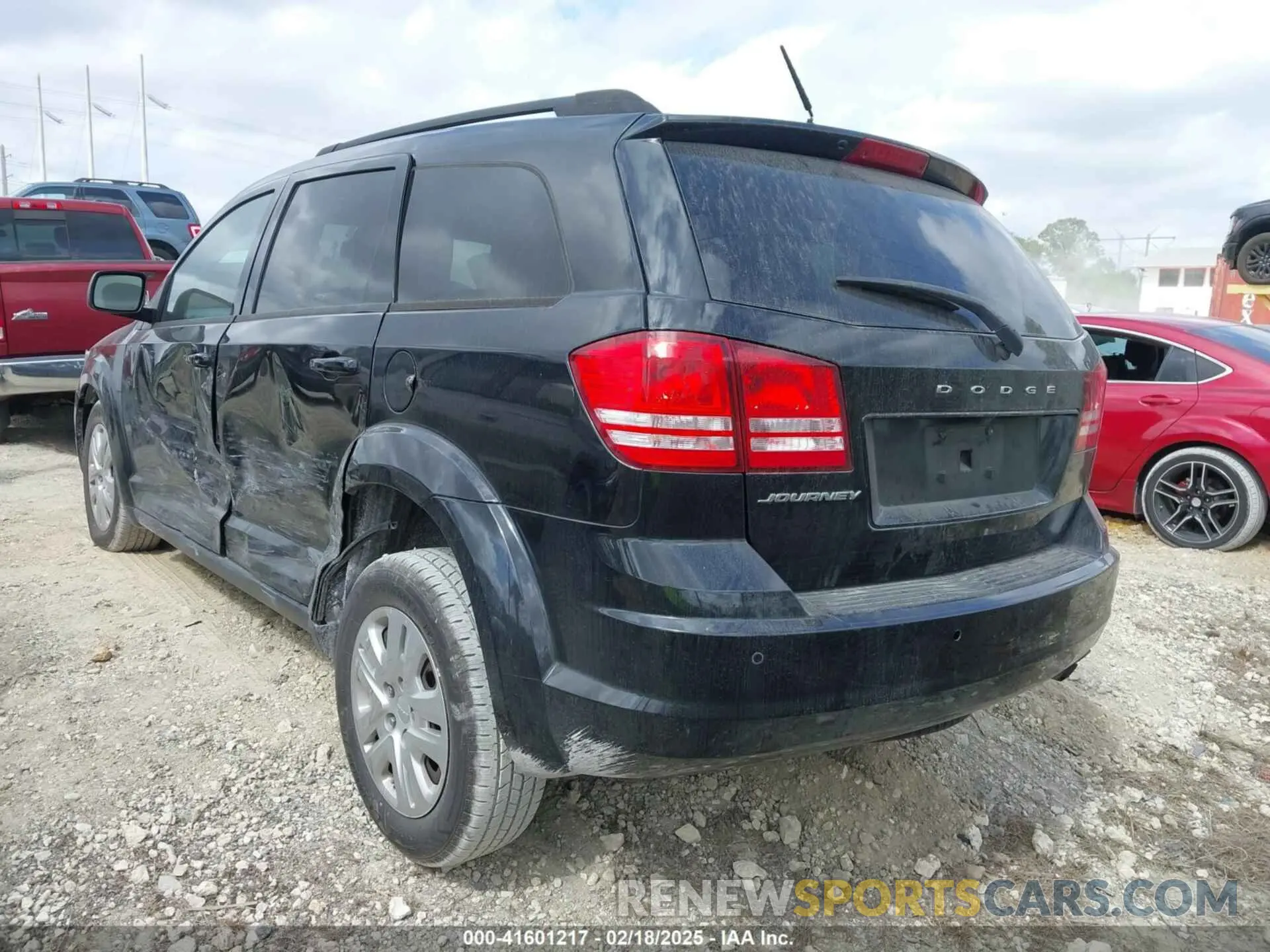 3 fotografías del automóvil dañado 3C4PDCAB4LT226263 DODGE JOURNEY 2020