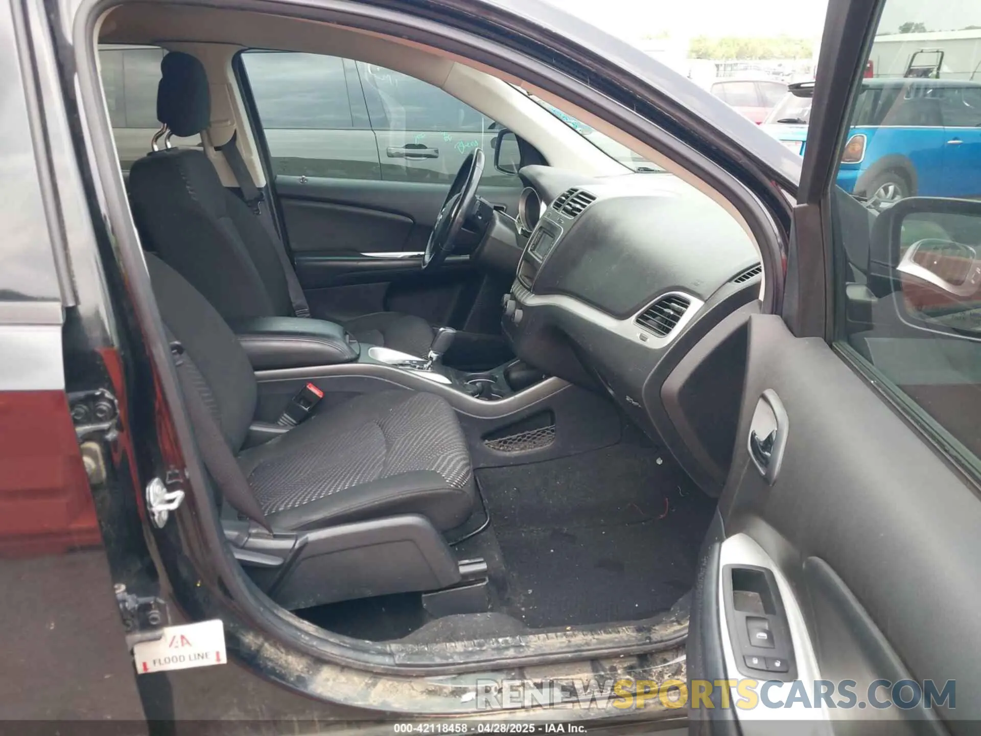 5 fotografías del automóvil dañado 3C4PDCAB4LT254161 DODGE JOURNEY 2020