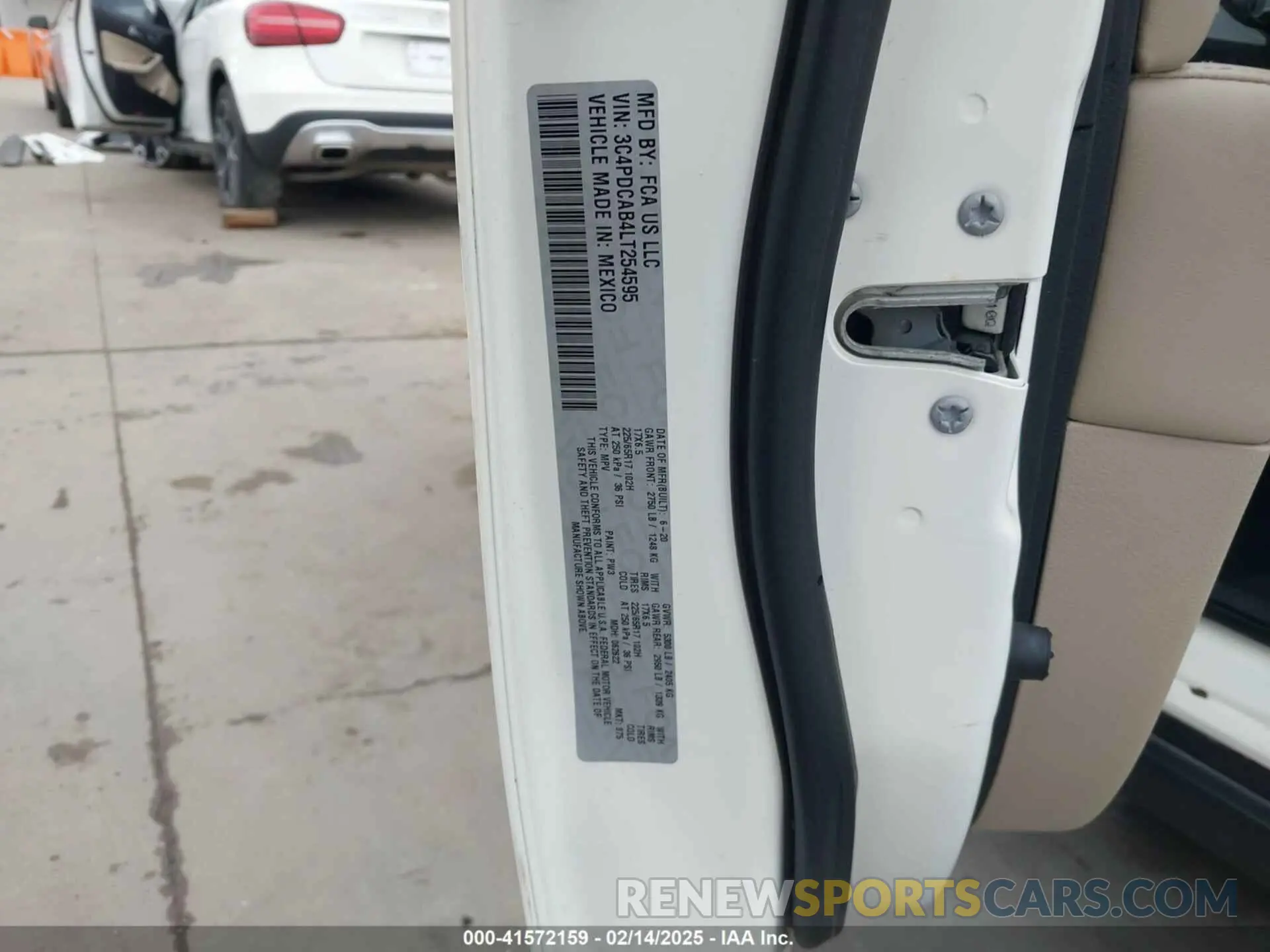 9 fotografías del automóvil dañado 3C4PDCAB4LT254595 DODGE JOURNEY 2020