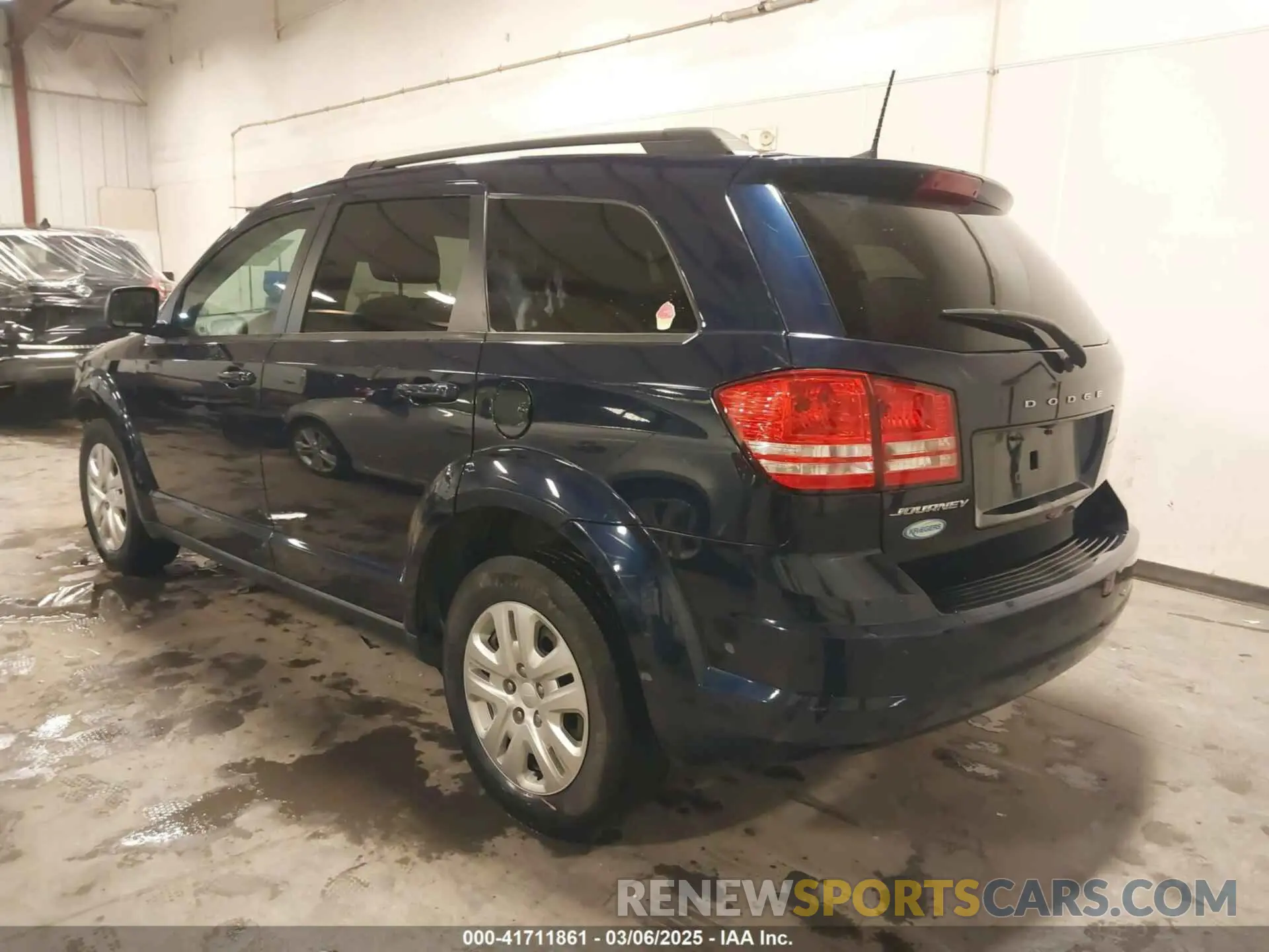 3 fotografías del automóvil dañado 3C4PDCAB4LT262776 DODGE JOURNEY 2020