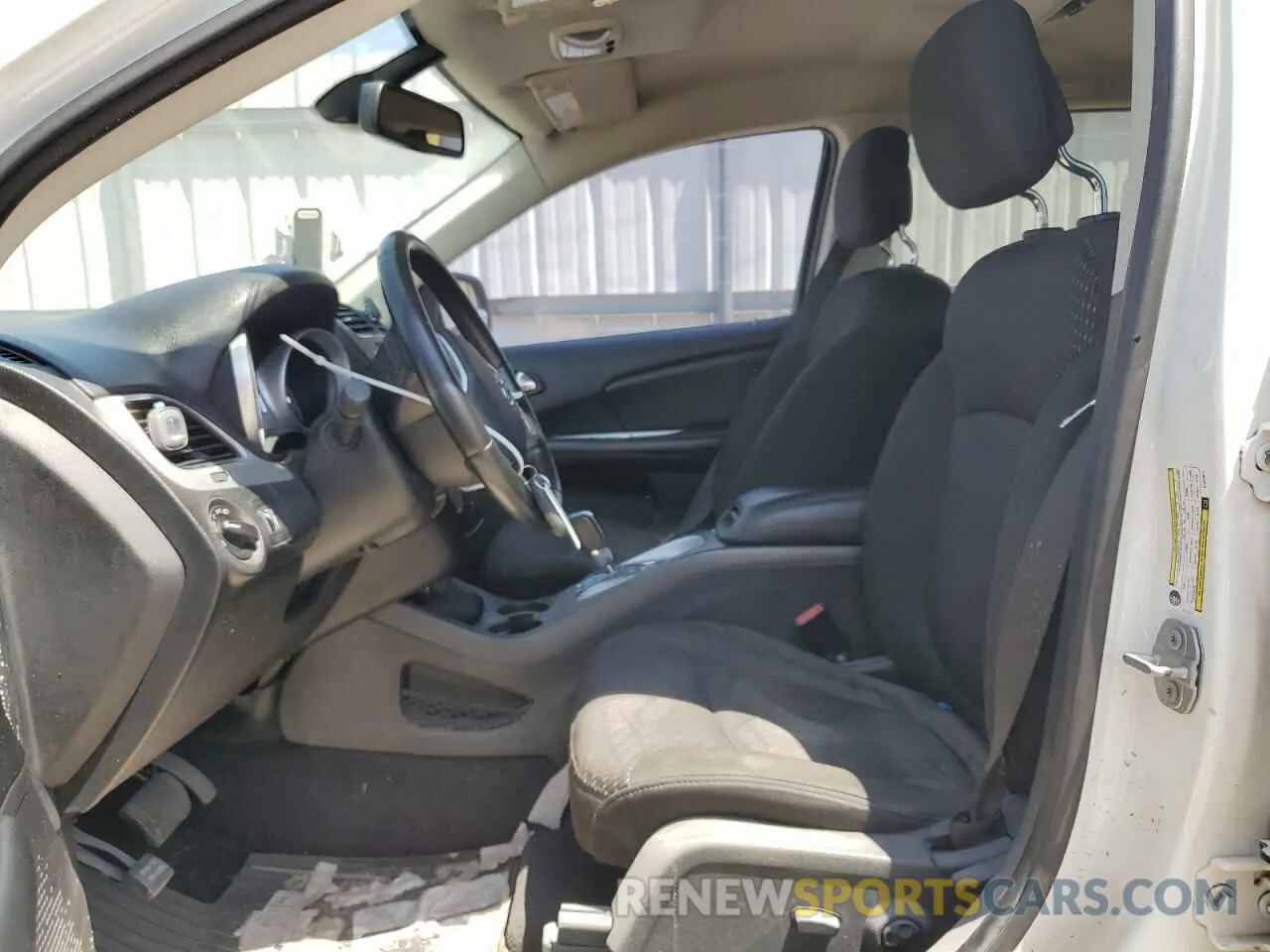 7 fotografías del automóvil dañado 3C4PDCAB5LT232511 DODGE JOURNEY 2020