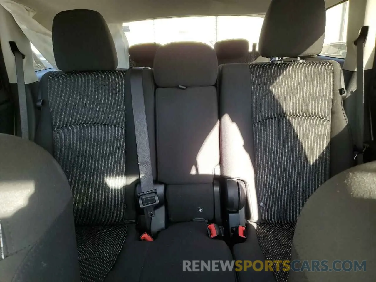 10 fotografías del automóvil dañado 3C4PDCAB5LT269333 DODGE JOURNEY 2020