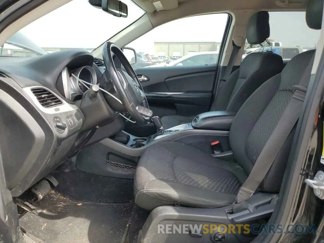 7 fotografías del automóvil dañado 3C4PDCAB5LT277982 DODGE JOURNEY 2020