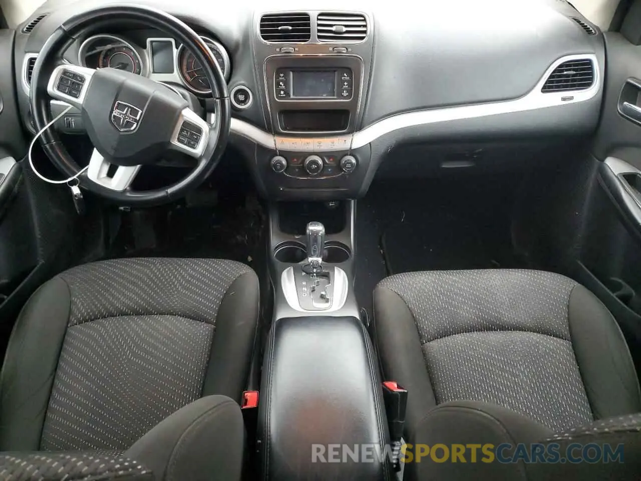 8 fotografías del automóvil dañado 3C4PDCAB5LT277982 DODGE JOURNEY 2020