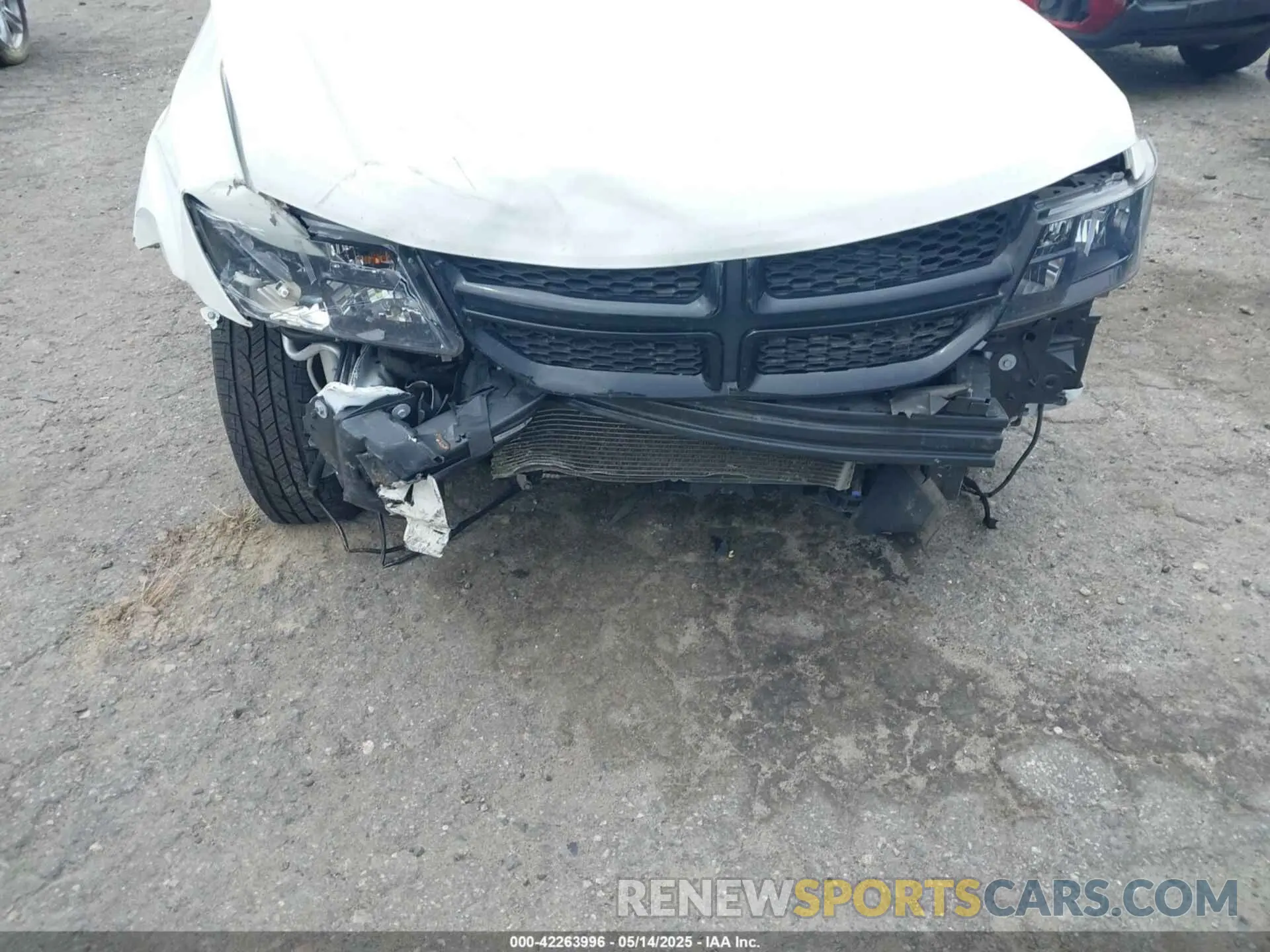 6 fotografías del automóvil dañado 3C4PDCAB5LT280977 DODGE JOURNEY 2020