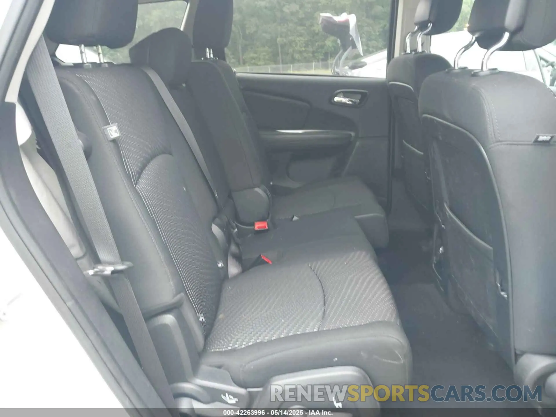 8 fotografías del automóvil dañado 3C4PDCAB5LT280977 DODGE JOURNEY 2020