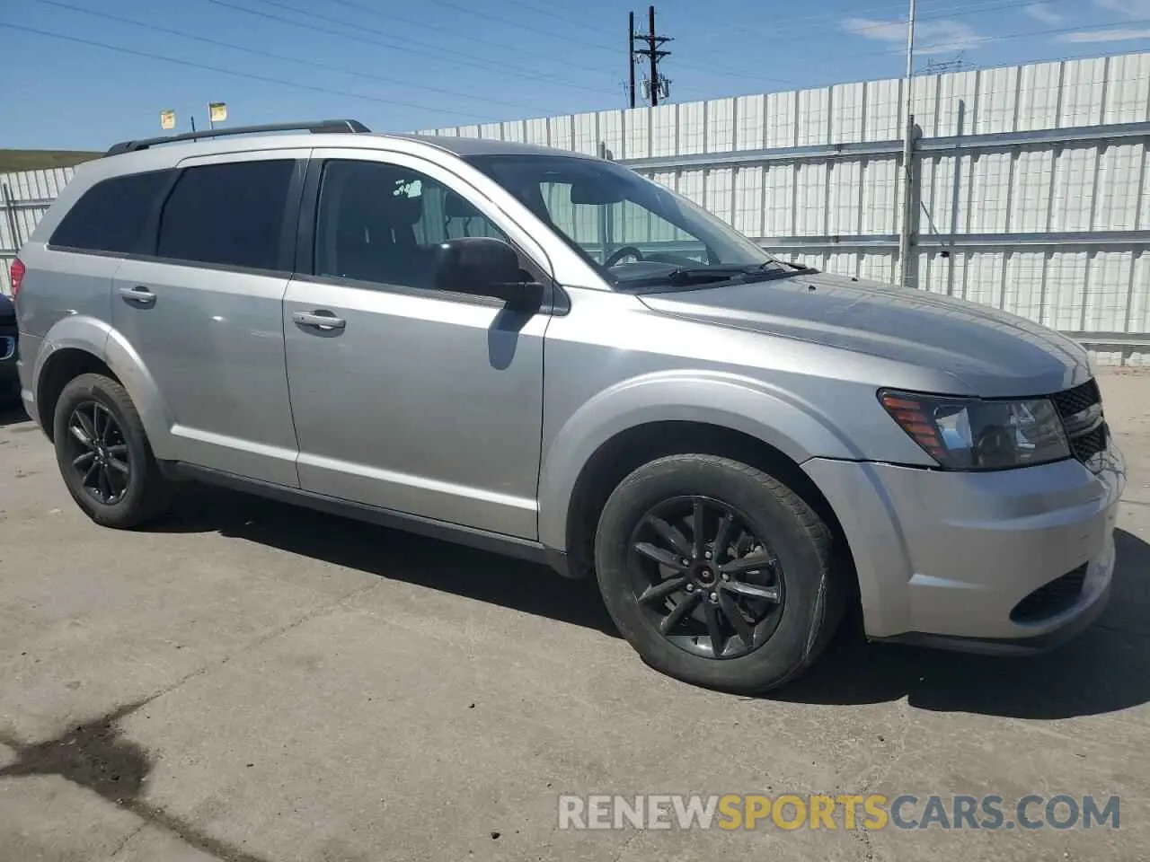 4 fotografías del automóvil dañado 3C4PDCAB7LT182100 DODGE JOURNEY 2020