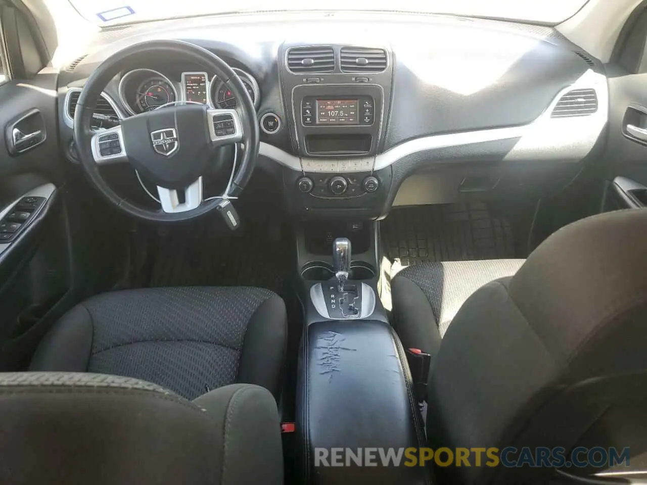 8 fotografías del automóvil dañado 3C4PDCAB7LT182100 DODGE JOURNEY 2020