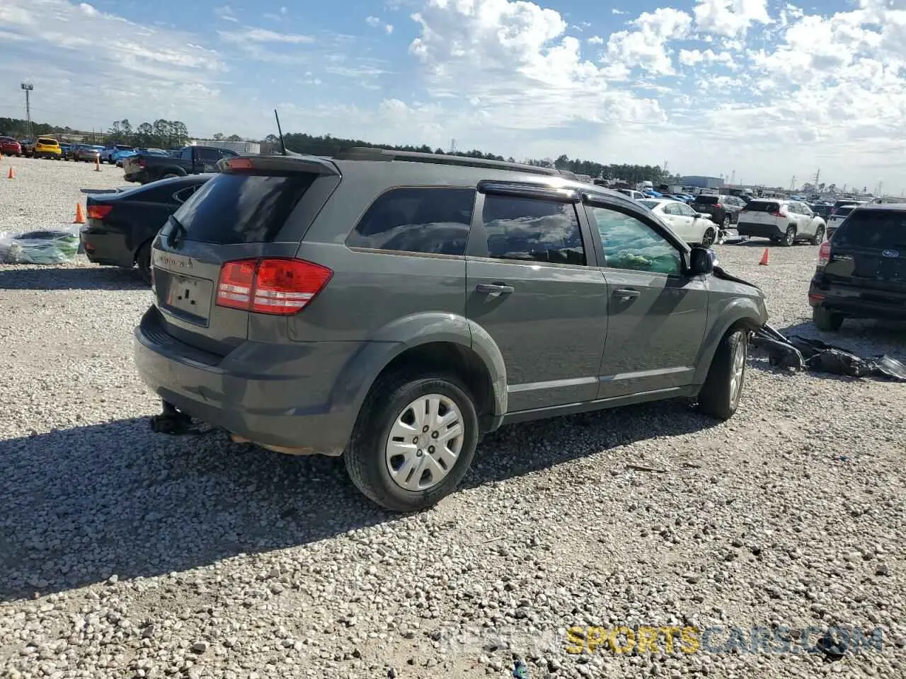 3 fotografías del automóvil dañado 3C4PDCAB7LT226273 DODGE JOURNEY 2020