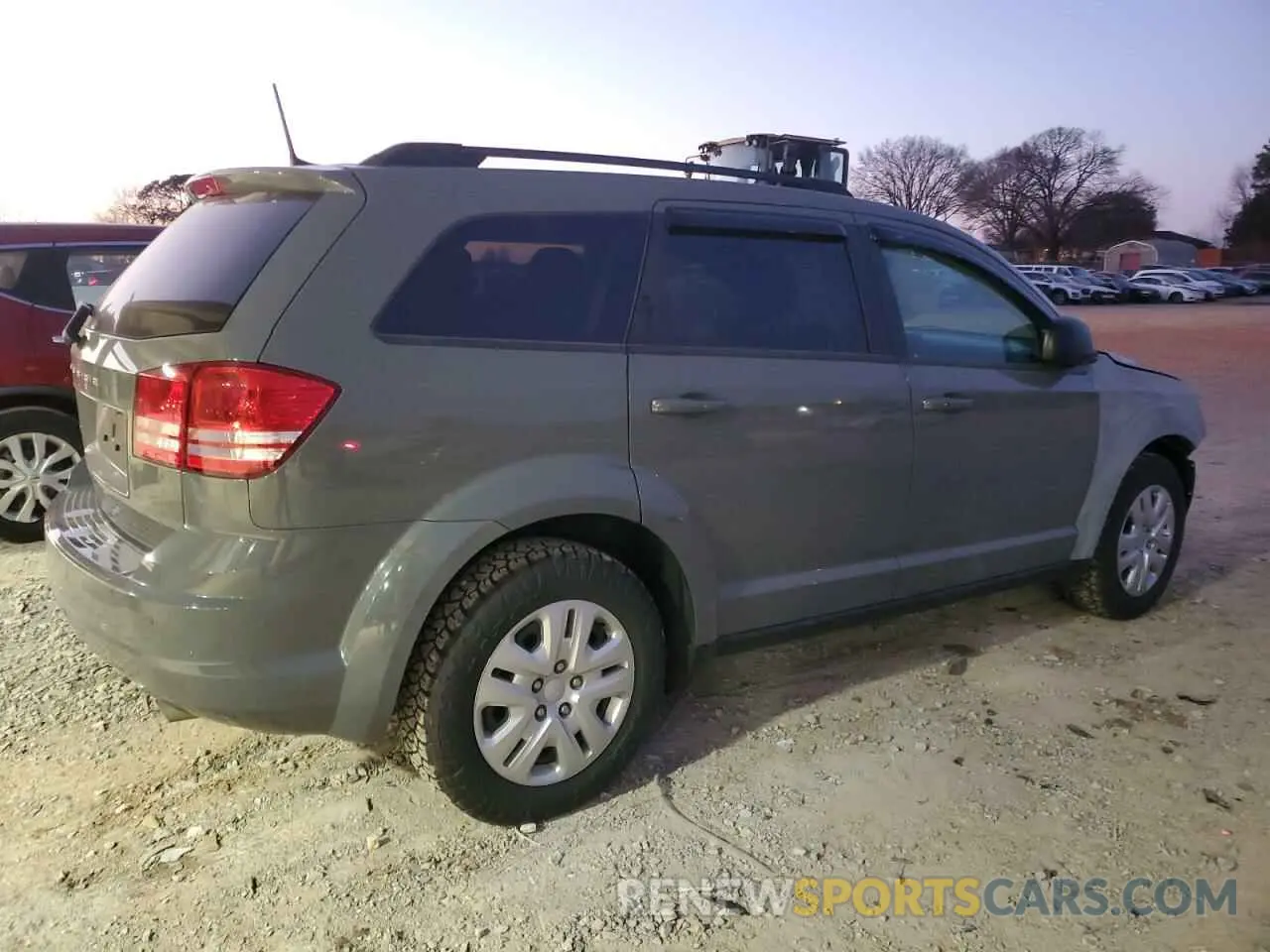 3 fotografías del automóvil dañado 3C4PDCAB7LT268071 DODGE JOURNEY 2020