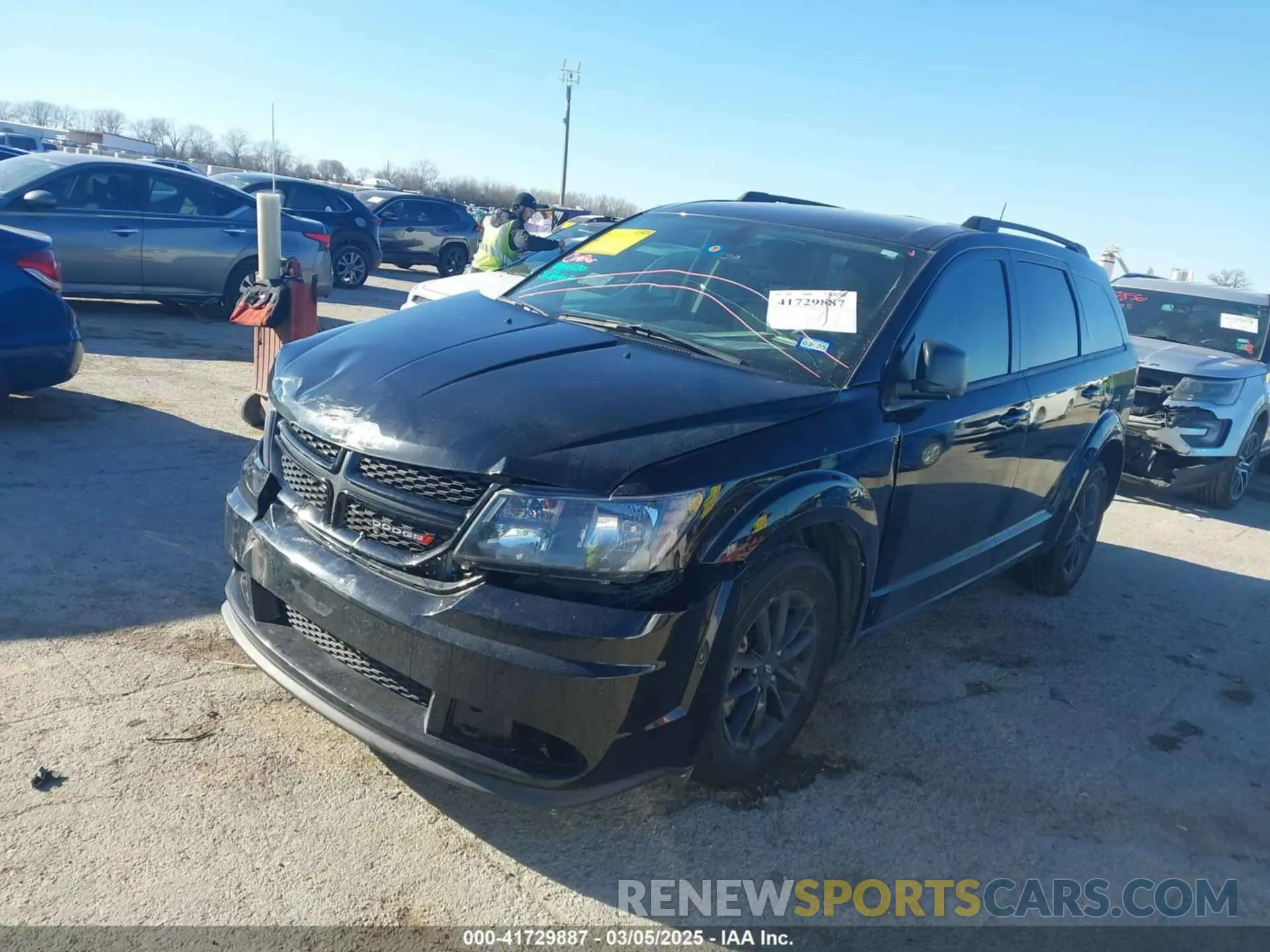 2 fotografías del automóvil dañado 3C4PDCAB7LT277627 DODGE JOURNEY 2020