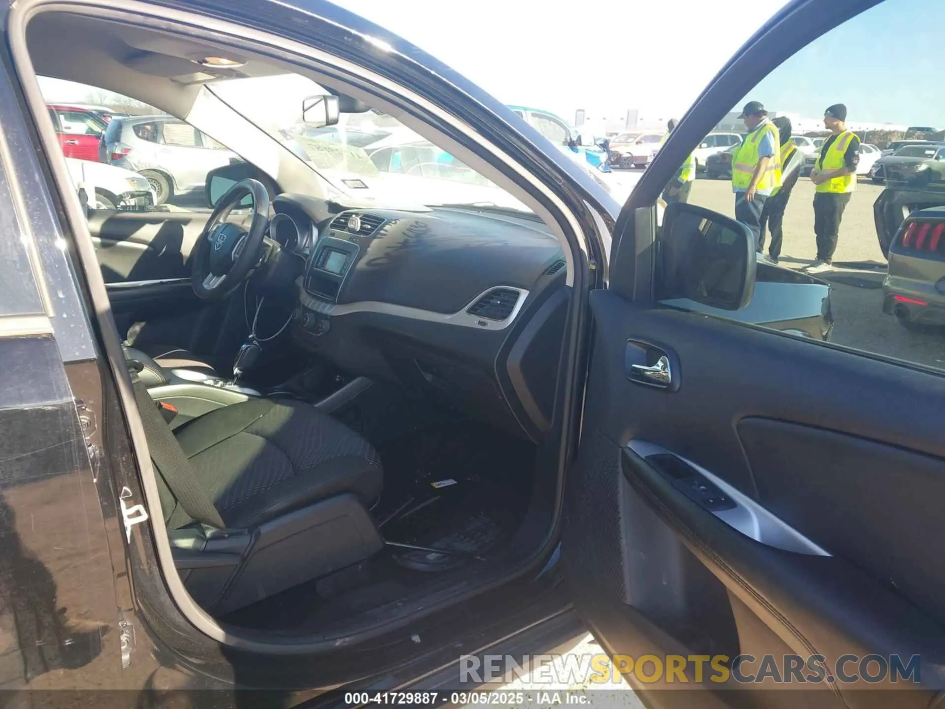 5 fotografías del automóvil dañado 3C4PDCAB7LT277627 DODGE JOURNEY 2020