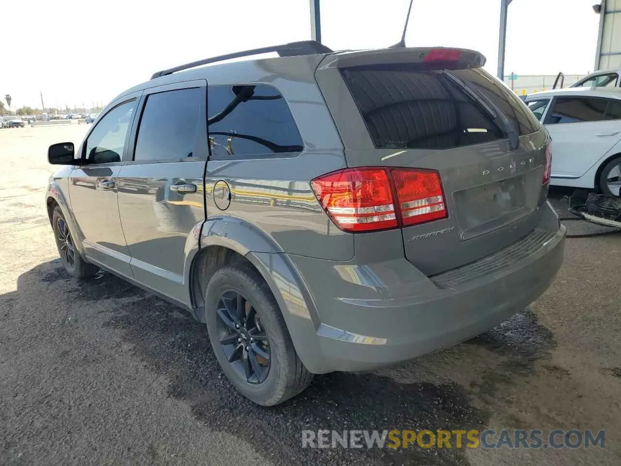 3 fotografías del automóvil dañado 3C4PDCAB8LT277085 DODGE JOURNEY 2020