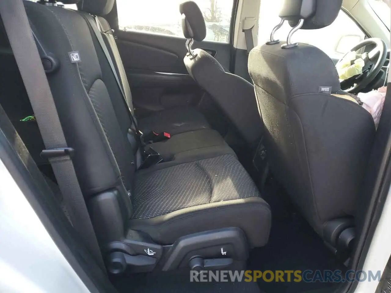 11 fotografías del automóvil dañado 3C4PDCAB9LT180283 DODGE JOURNEY 2020