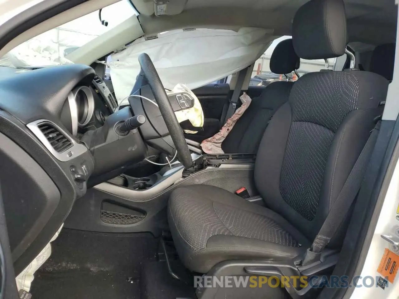 7 fotografías del automóvil dañado 3C4PDCAB9LT180283 DODGE JOURNEY 2020