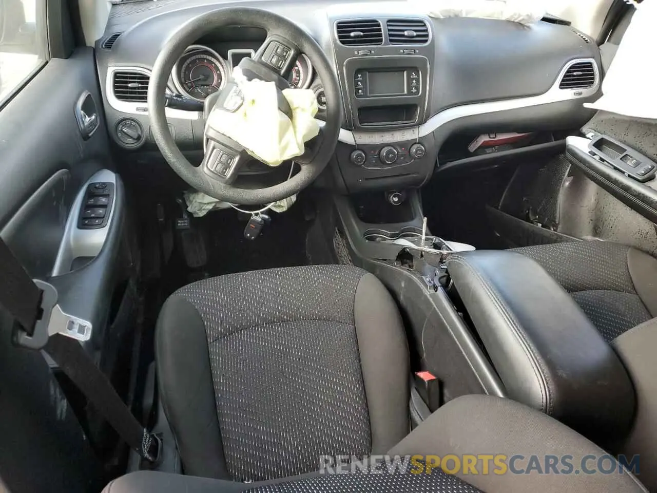 8 fotografías del automóvil dañado 3C4PDCAB9LT180283 DODGE JOURNEY 2020