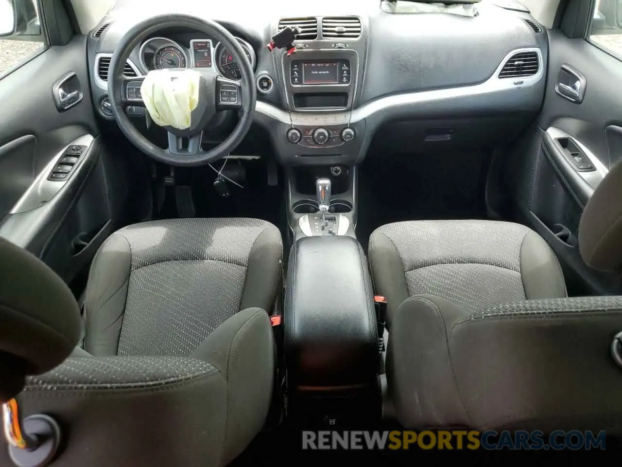 8 fotografías del automóvil dañado 3C4PDCAB9LT207434 DODGE JOURNEY 2020