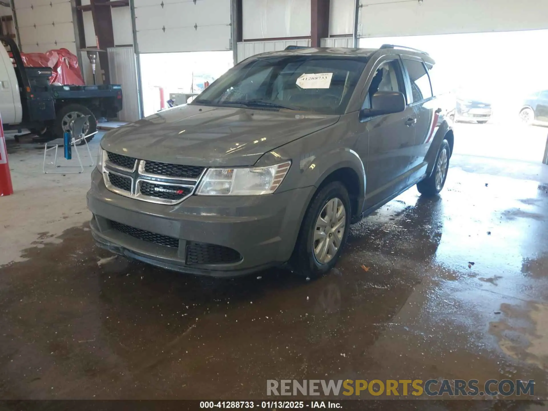 2 fotografías del automóvil dañado 3C4PDCAB9LT237260 DODGE JOURNEY 2020