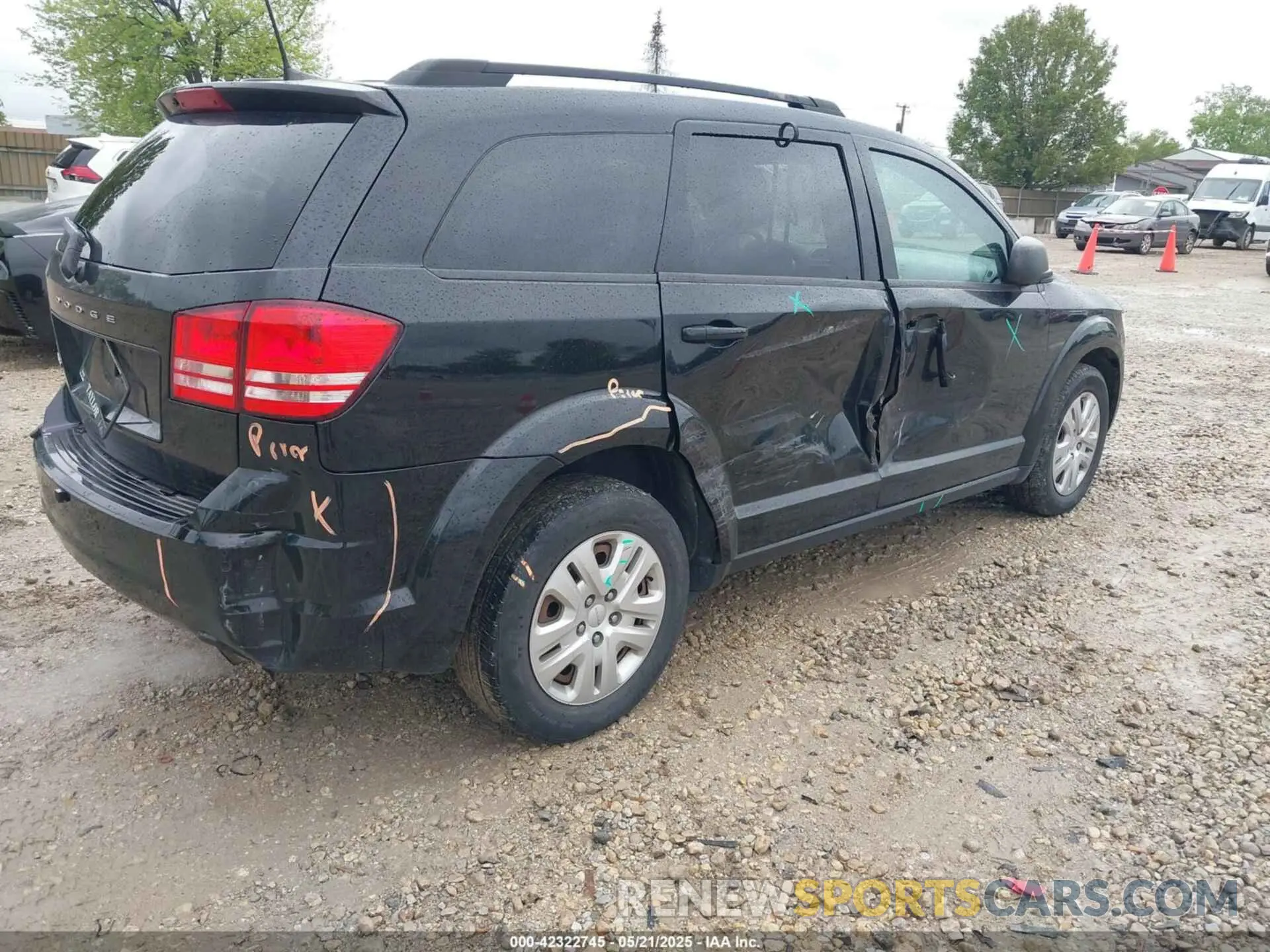 4 fotografías del automóvil dañado 3C4PDCAB9LT254446 DODGE JOURNEY 2020