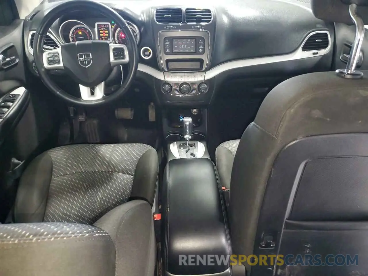8 fotografías del automóvil dañado 3C4PDCAB9LT254544 DODGE JOURNEY 2020