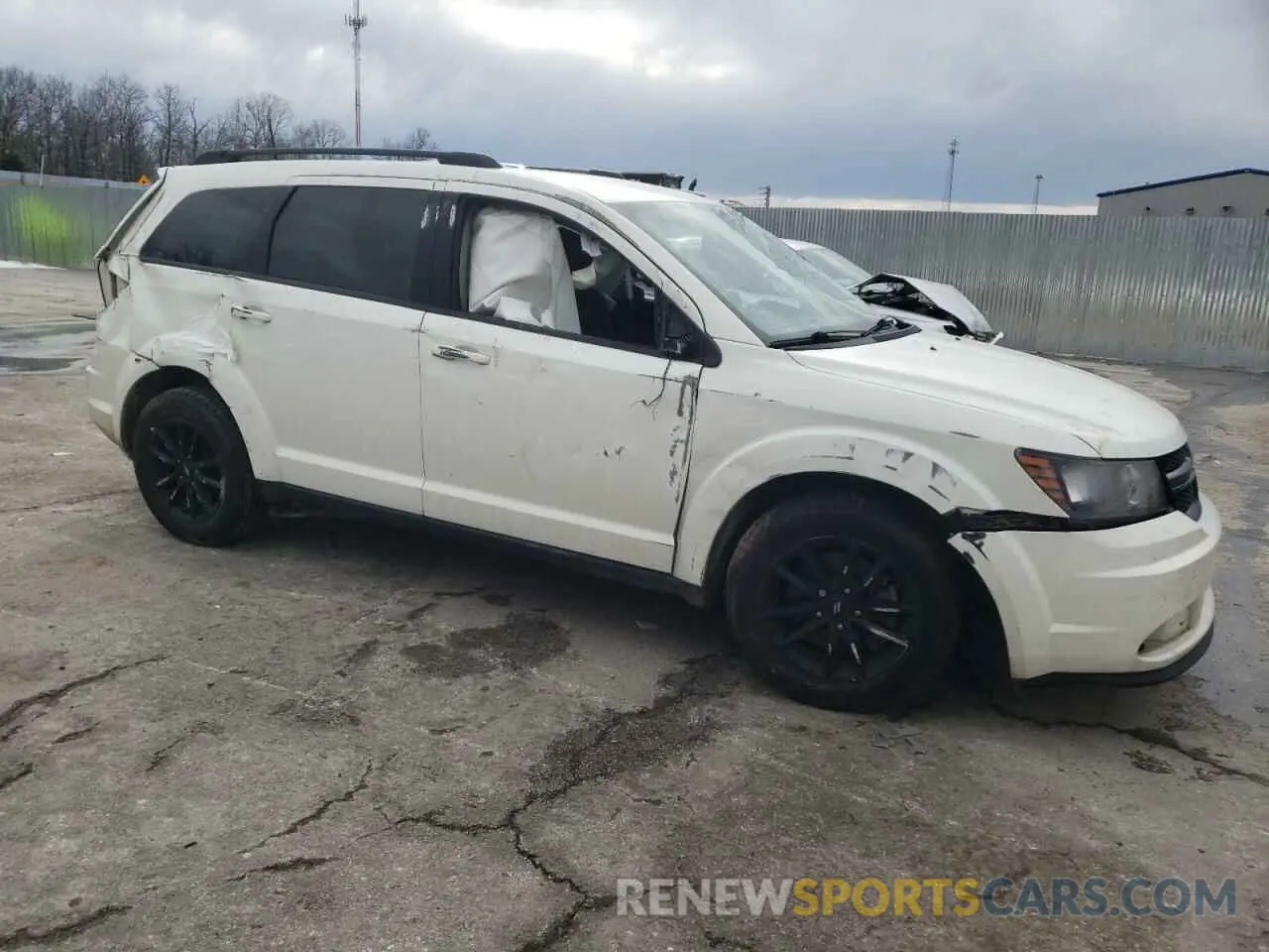 4 fotografías del automóvil dañado 3C4PDCABXLT250664 DODGE JOURNEY 2020