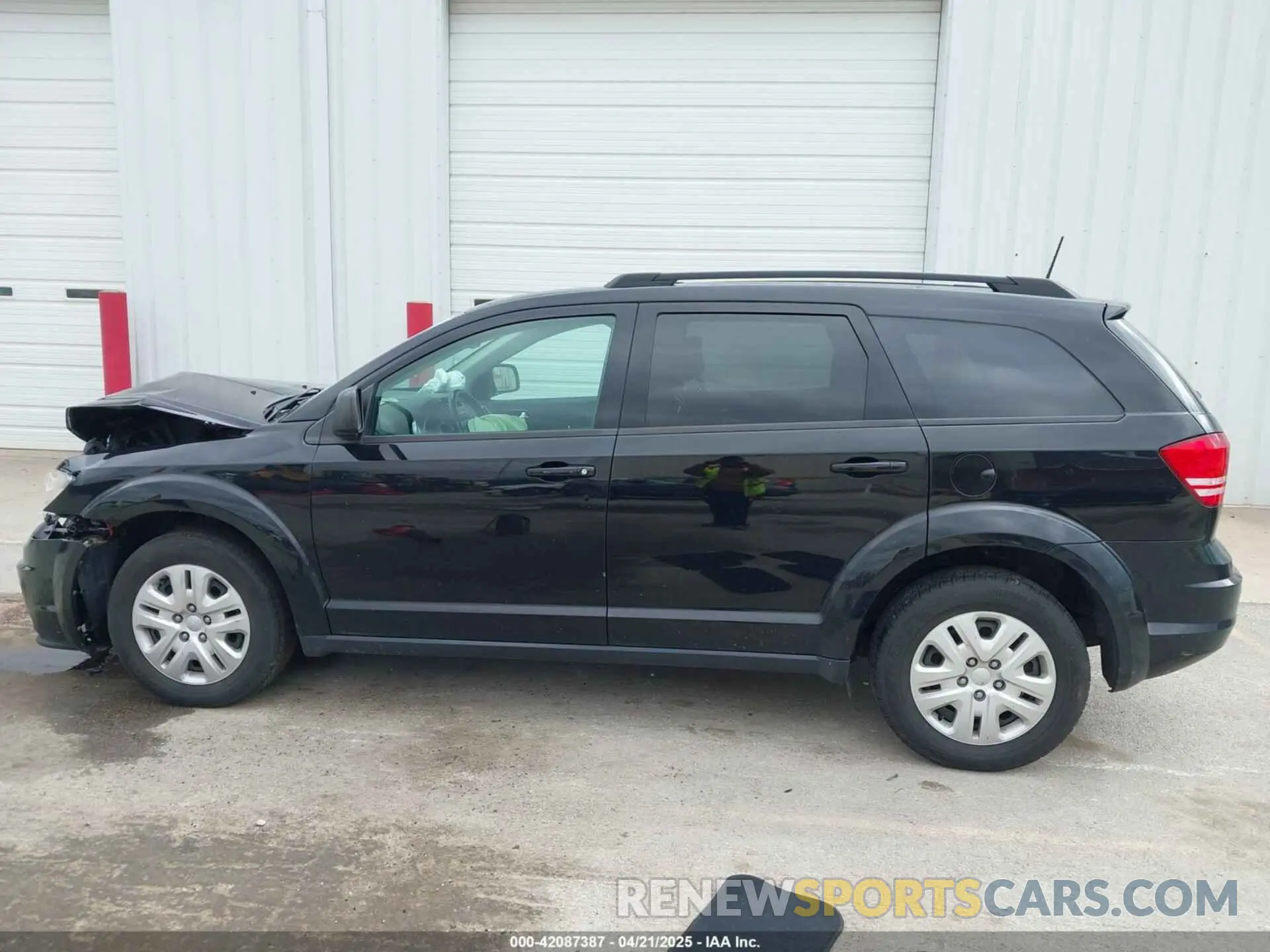 15 fotografías del automóvil dañado 3C4PDCABXLT274611 DODGE JOURNEY 2020