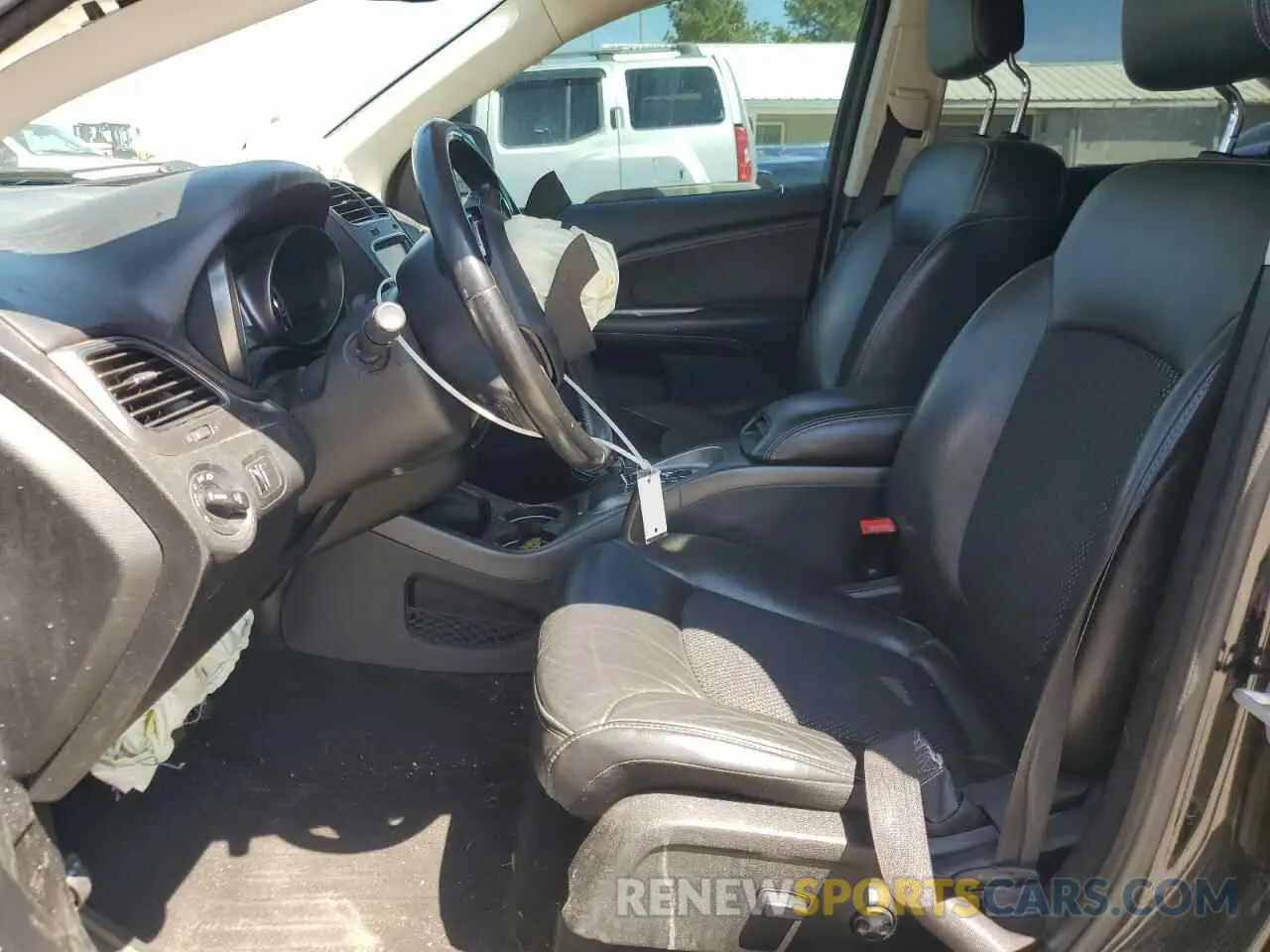 7 fotografías del automóvil dañado 3C4PDCGB3LT201460 DODGE JOURNEY 2020