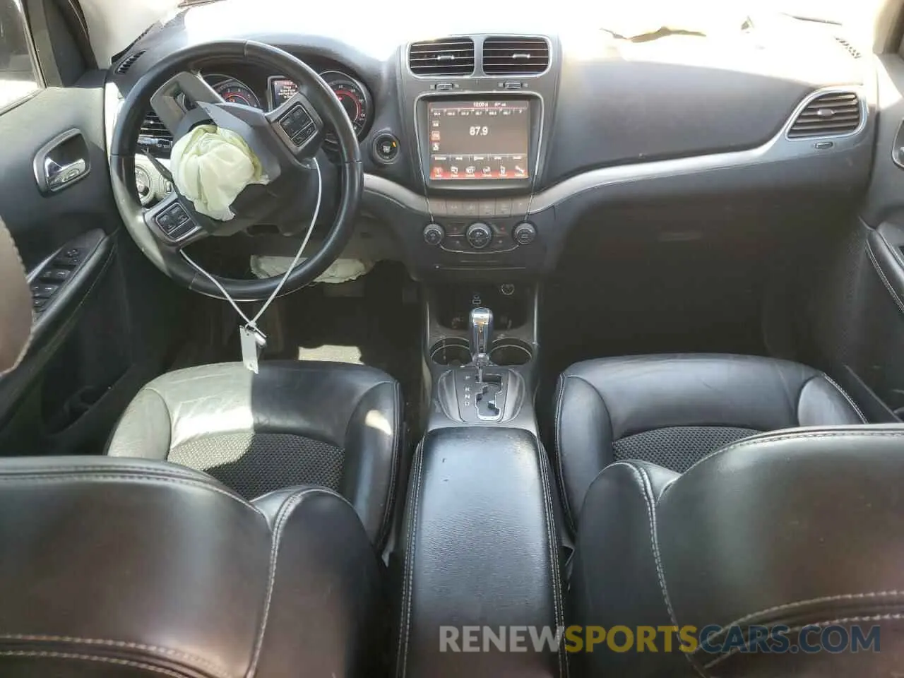 8 fotografías del automóvil dañado 3C4PDCGB3LT201460 DODGE JOURNEY 2020