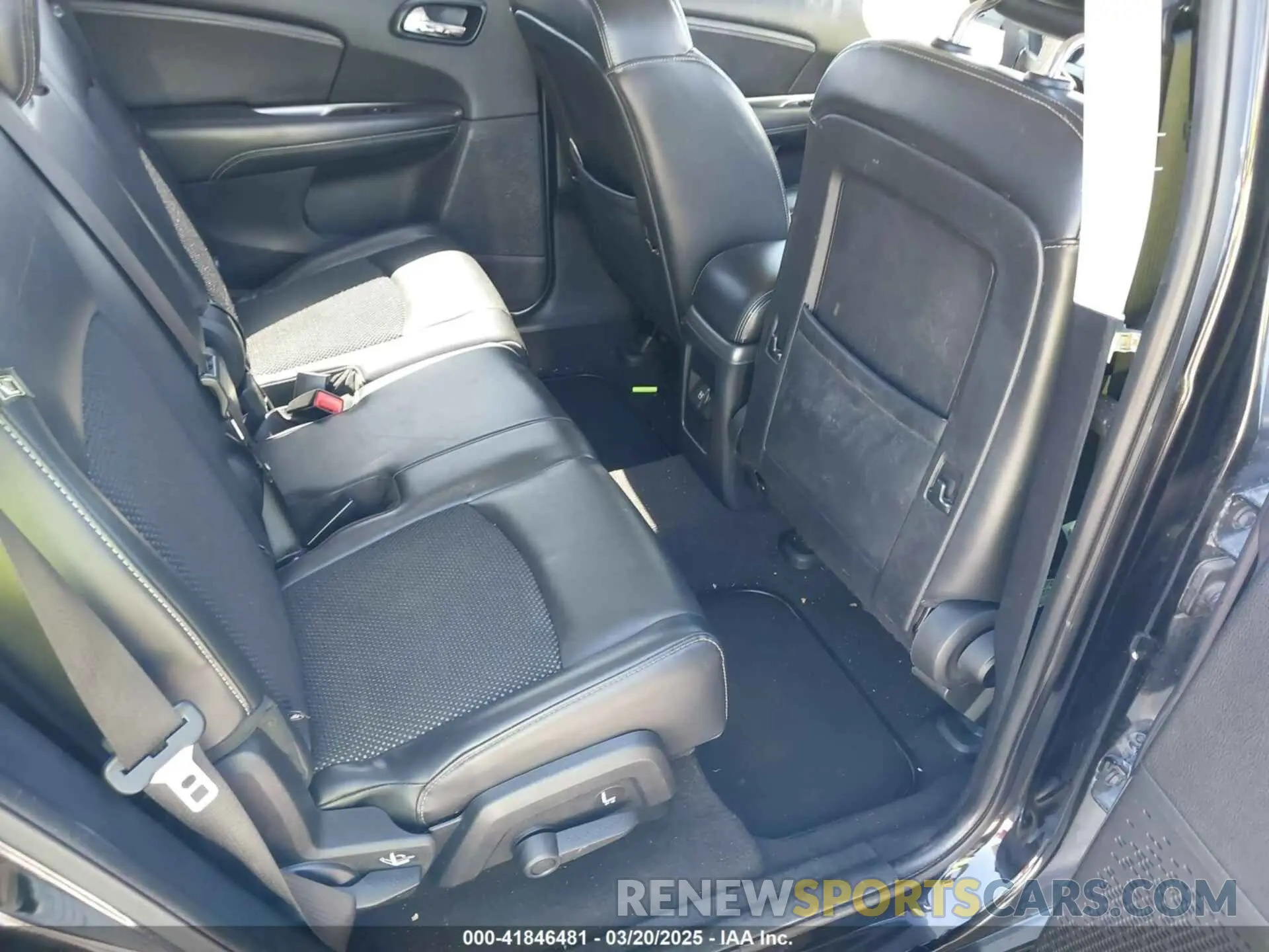 8 fotografías del automóvil dañado 3C4PDCGB3LT231591 DODGE JOURNEY 2020