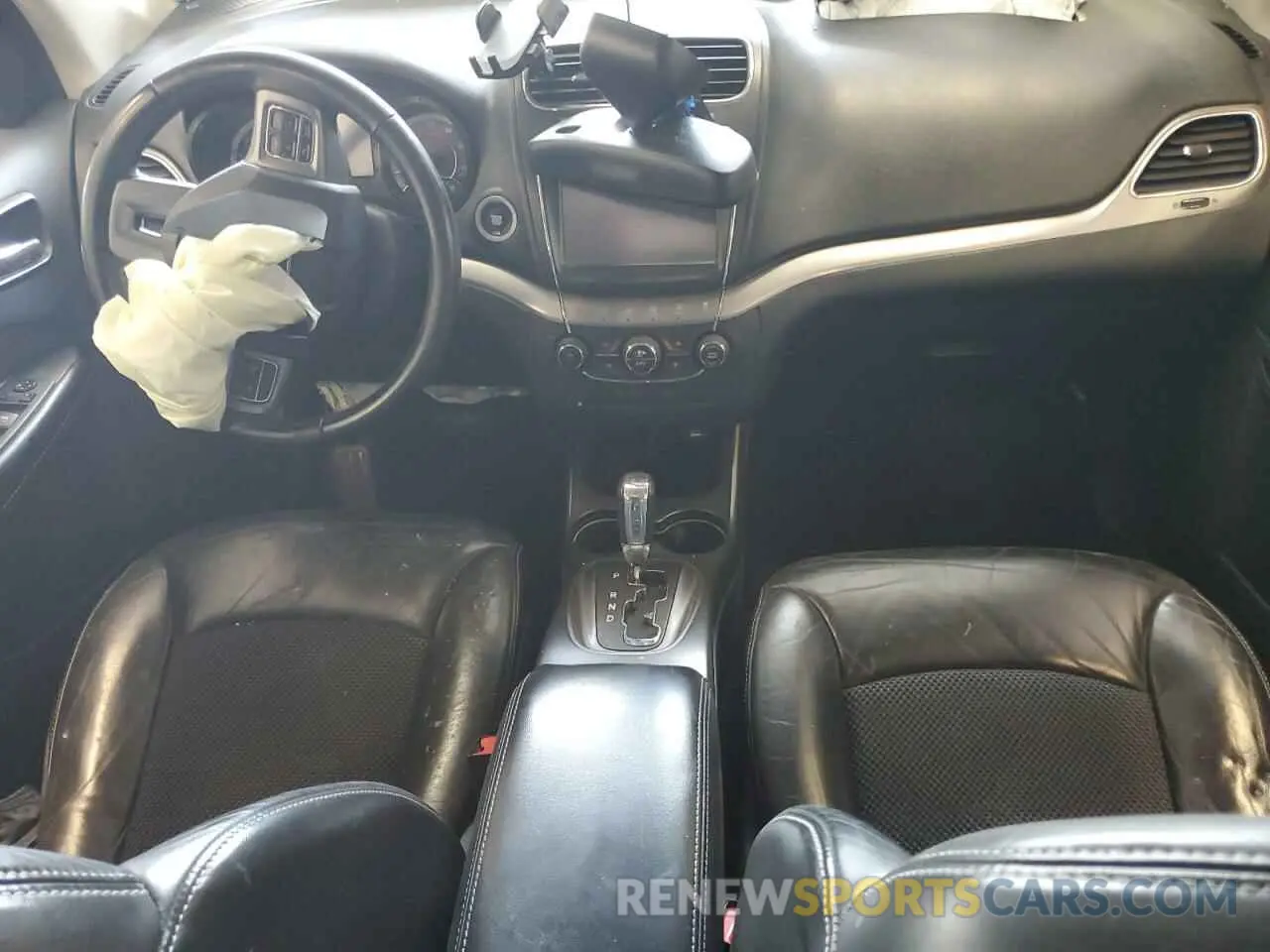 8 fotografías del automóvil dañado 3C4PDCGB3LT272612 DODGE JOURNEY 2020