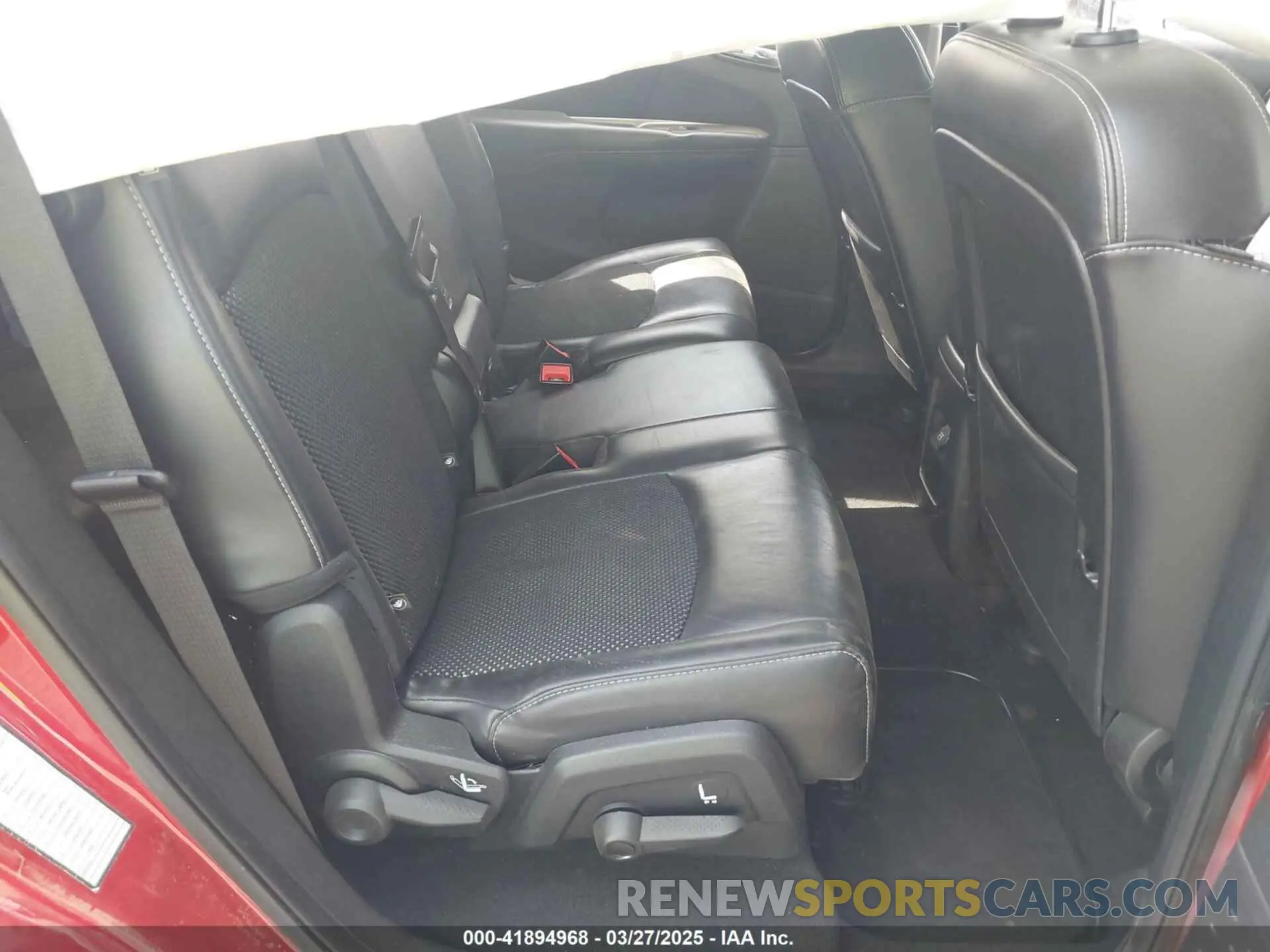 8 fotografías del automóvil dañado 3C4PDCGB4LT193479 DODGE JOURNEY 2020