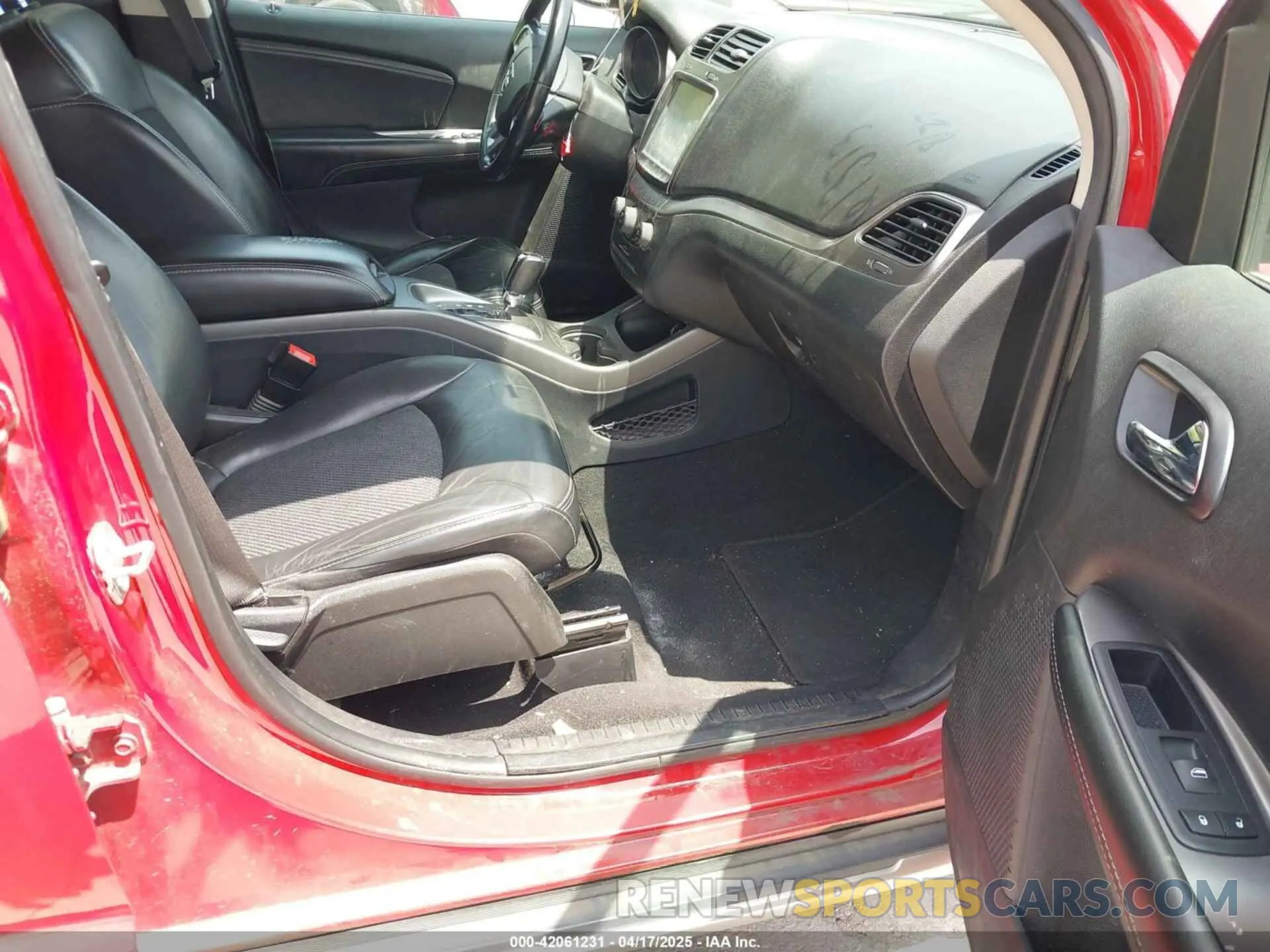 5 fotografías del automóvil dañado 3C4PDCGB4LT201158 DODGE JOURNEY 2020