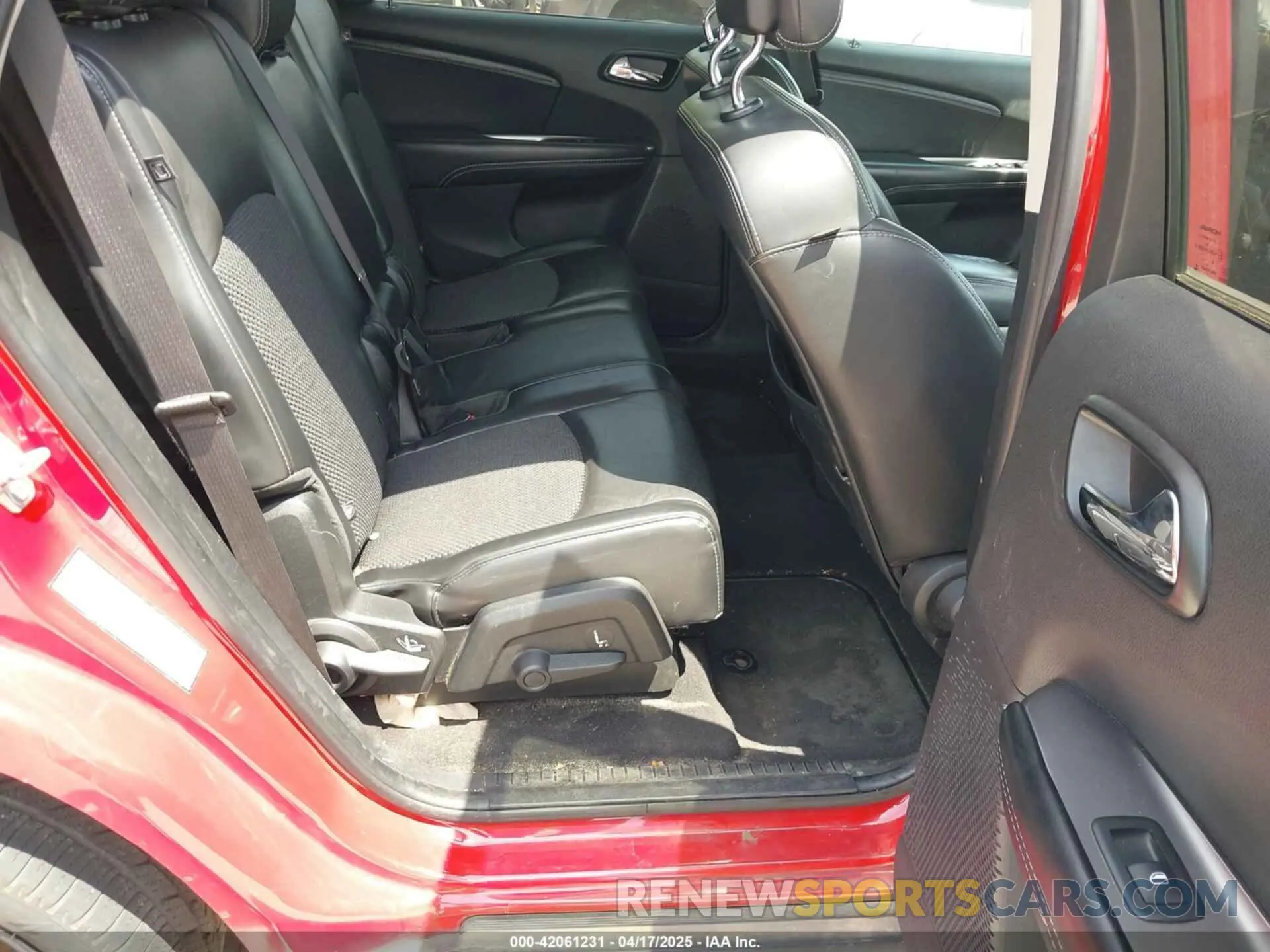 8 fotografías del automóvil dañado 3C4PDCGB4LT201158 DODGE JOURNEY 2020