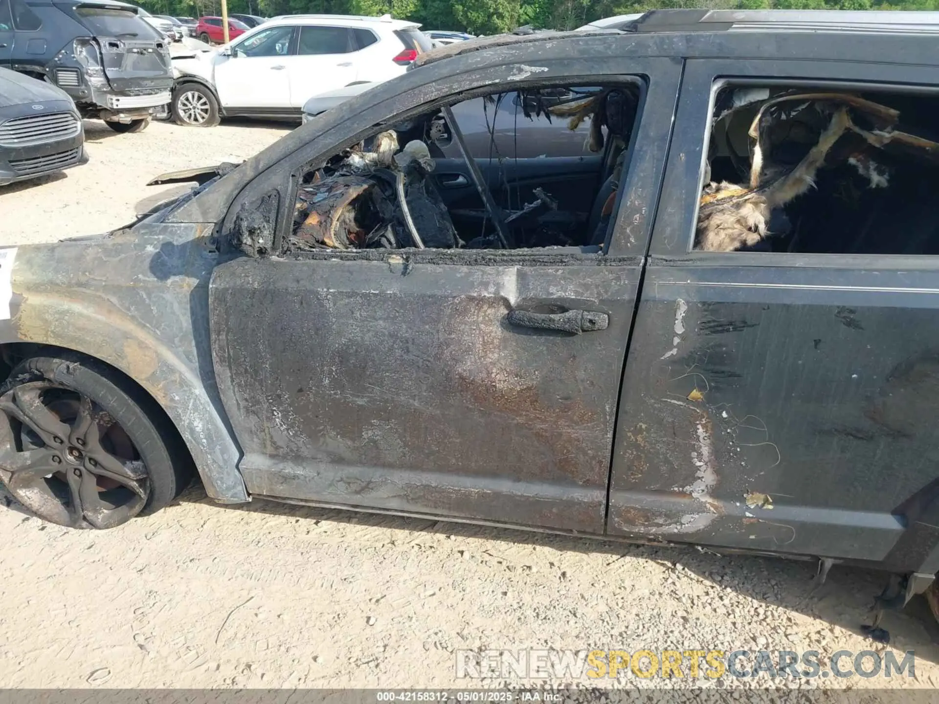 12 fotografías del automóvil dañado 3C4PDCGB4LT264468 DODGE JOURNEY 2020