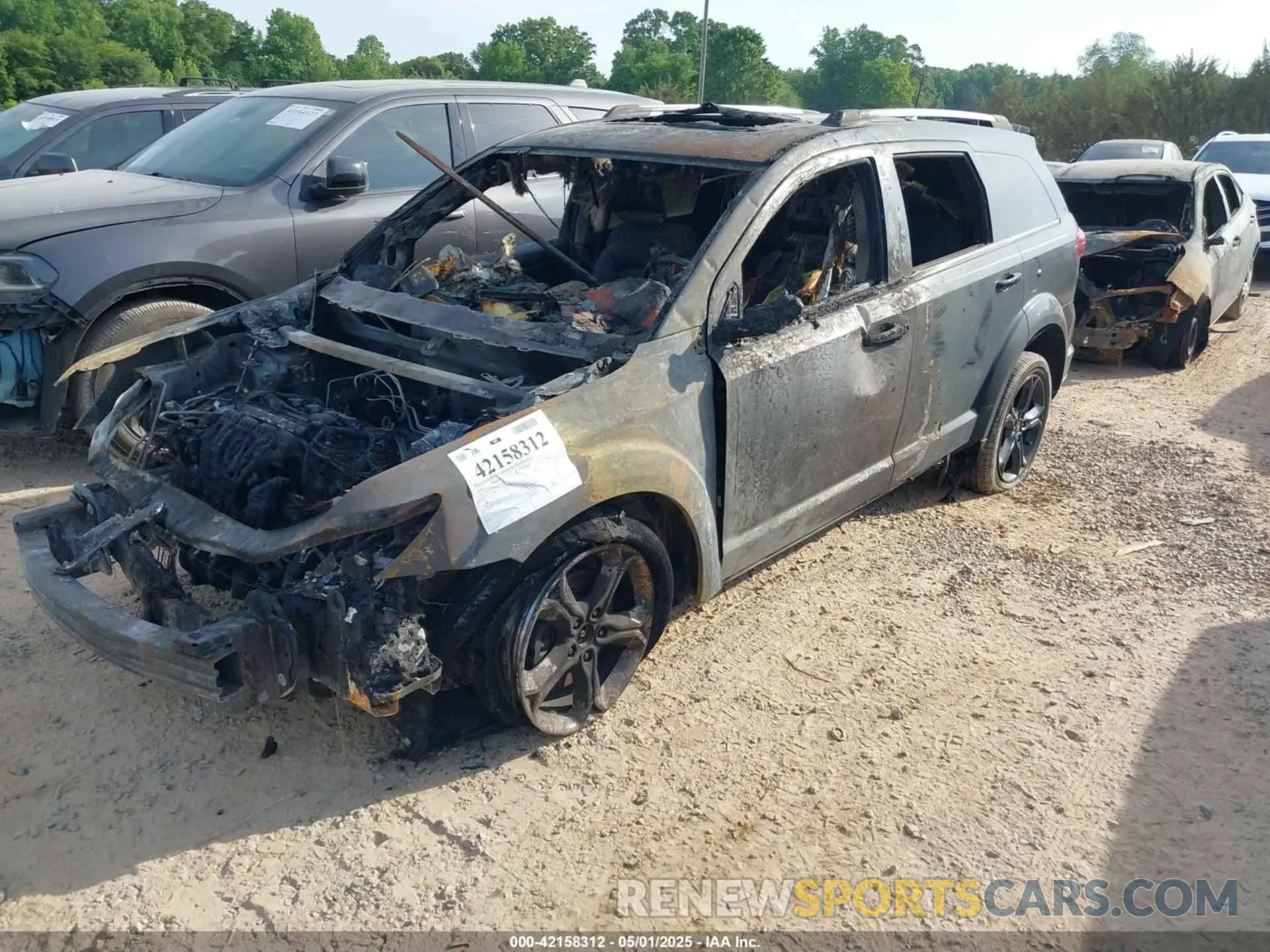 2 fotografías del automóvil dañado 3C4PDCGB4LT264468 DODGE JOURNEY 2020
