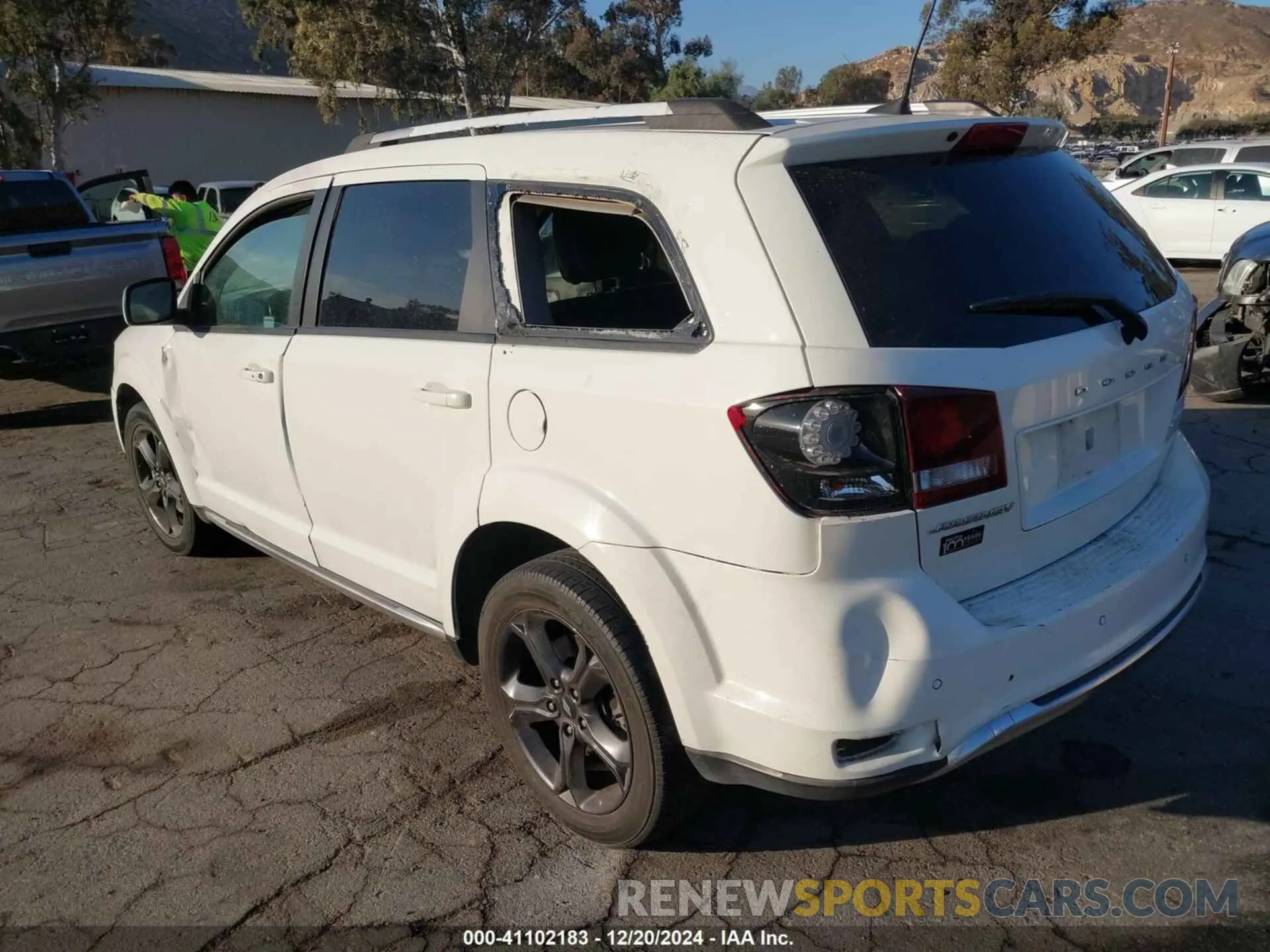 3 fotografías del automóvil dañado 3C4PDCGB7LT193332 DODGE JOURNEY 2020