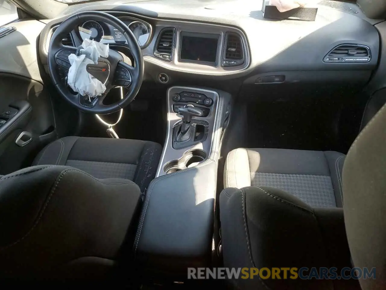 8 fotografías del automóvil dañado 2C3CDZAG4NH155742 DODGE RAM 1500 2022