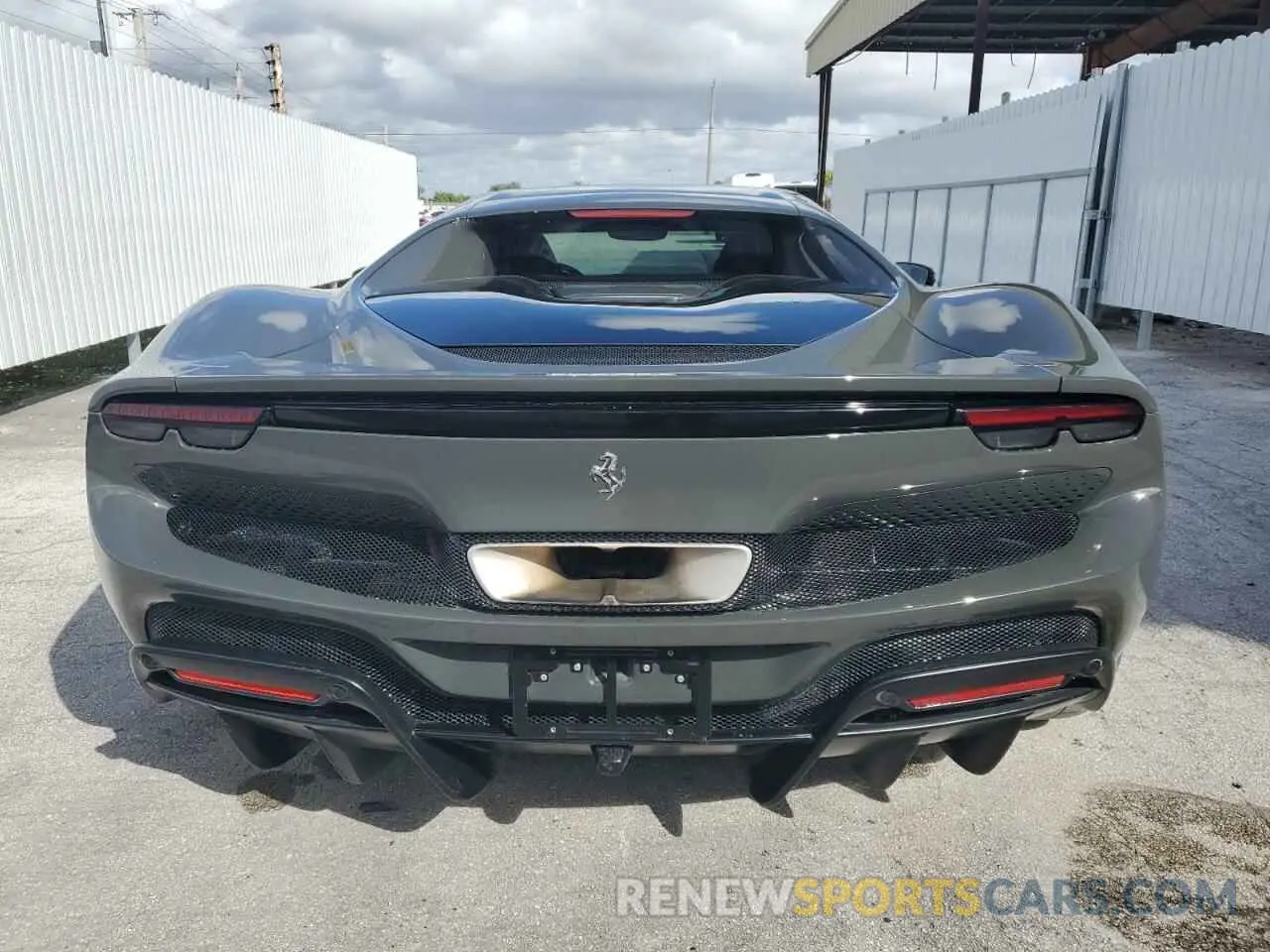 6 fotografías del automóvil dañado ZFF99SLA3P0294907 FERRARI 296GTB 2023