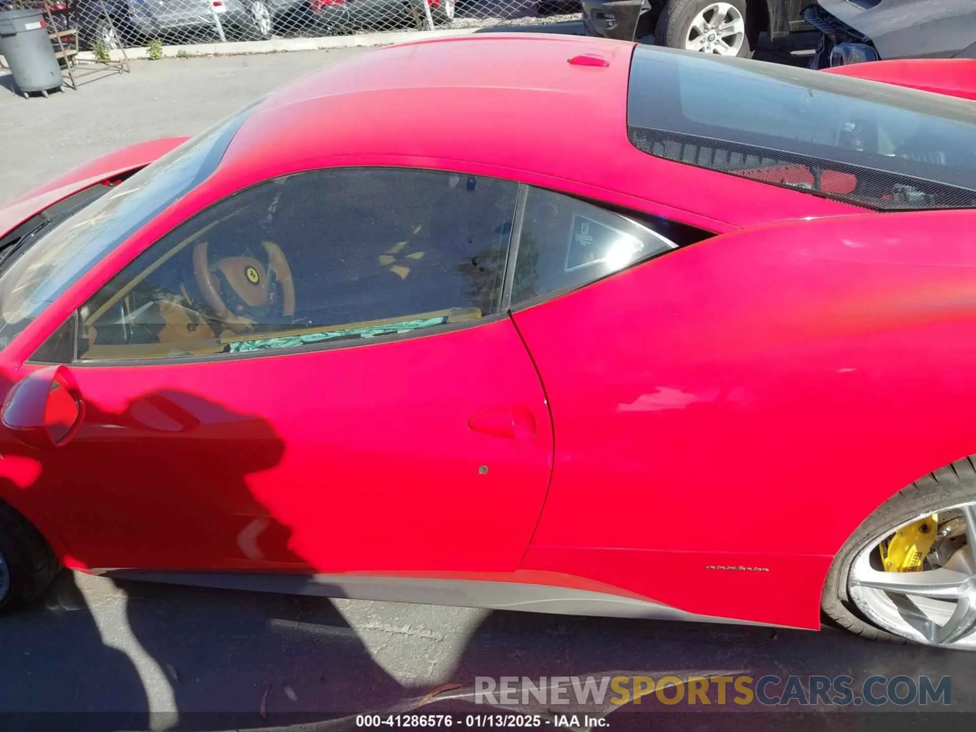 15 fotografías del automóvil dañado ZFF67NFAXA0175314 FERRARI 458 ITALIA 2010