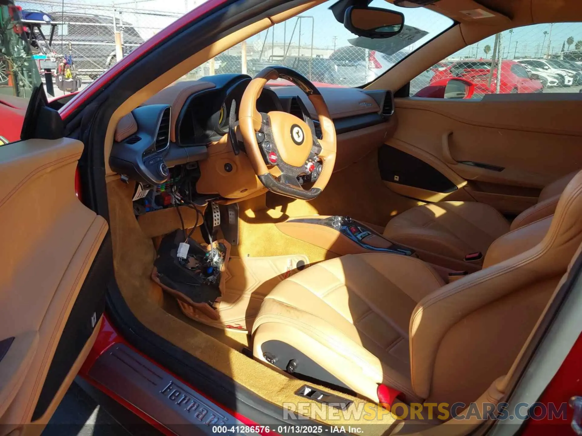 20 fotografías del automóvil dañado ZFF67NFAXA0175314 FERRARI 458 ITALIA 2010