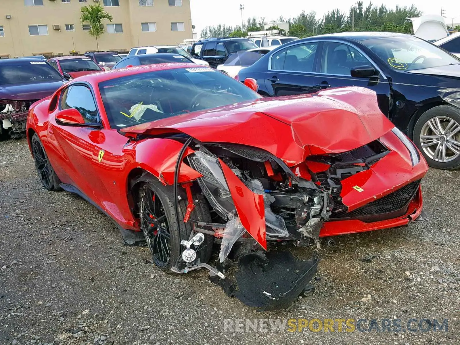 1 fotografías del automóvil dañado ZFF83CLA5K0242917 FERRARI 812 SUPERF 2019