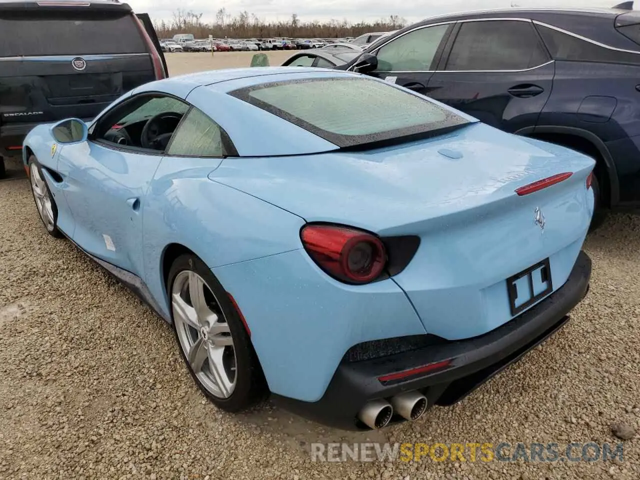 3 fotografías del automóvil dañado ZFF89FPA8K0247975 FERRARI ALL MODELS 2019